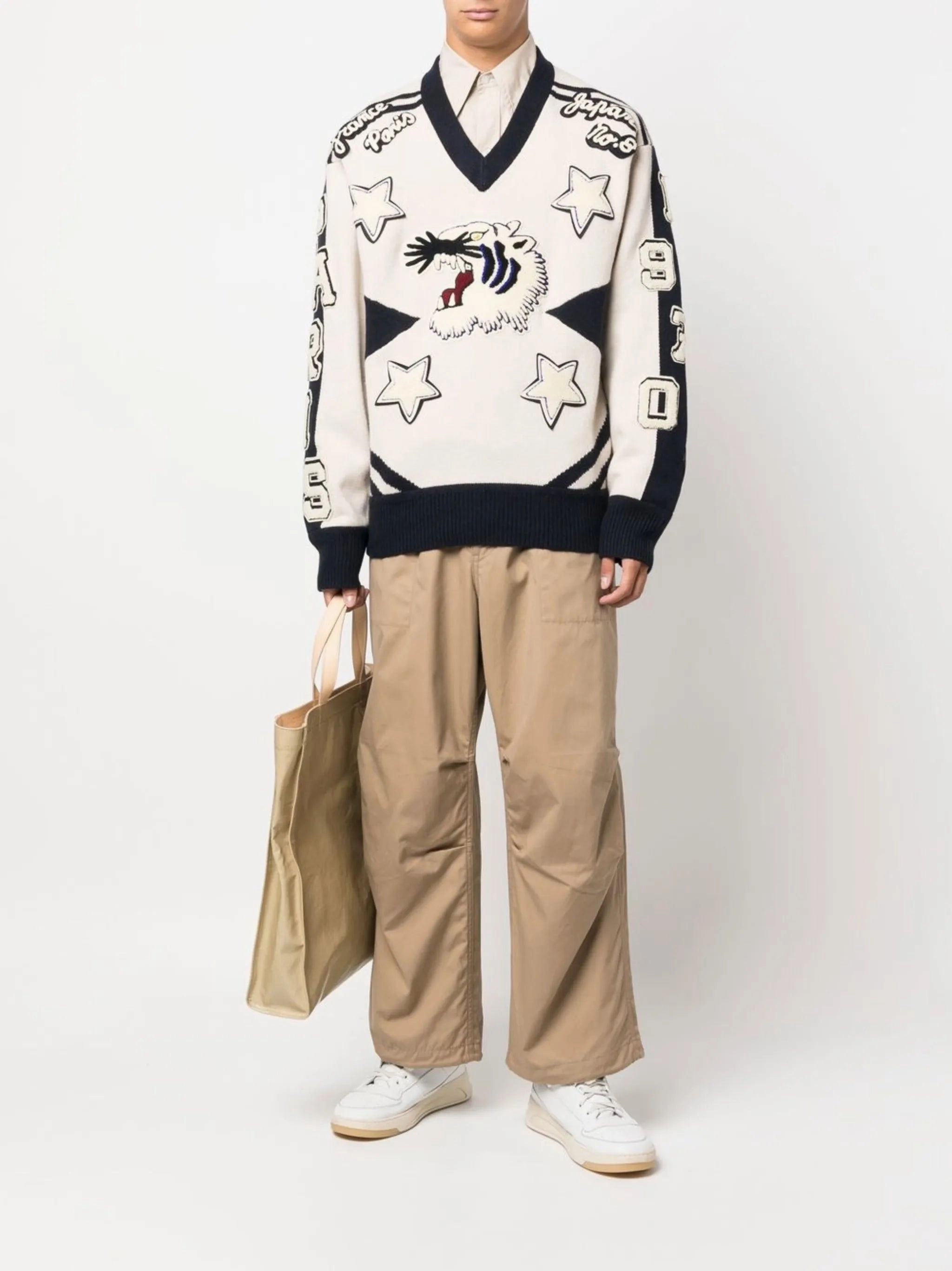 Perfect Moment Knitwear applique-detail V-neck jumper