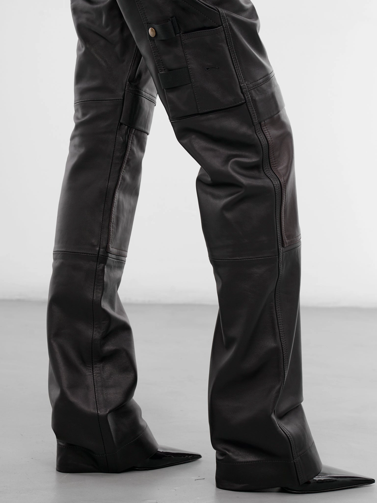 Black Leather Cargo Work Pants (PA02972-0363-BLACK-BROWN) Stone Island Logo Patch Cargo Pants