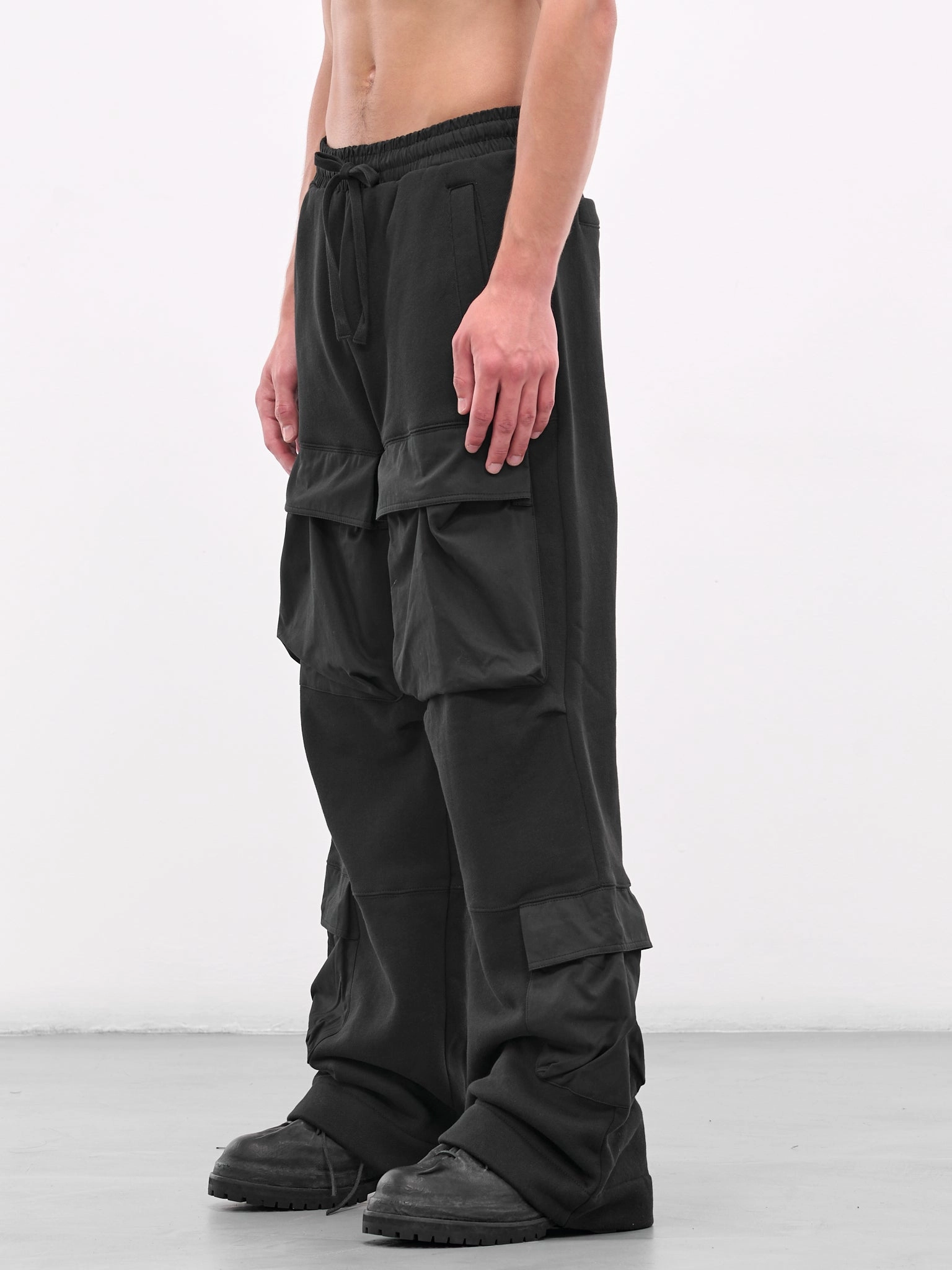 Black Wide Leg Utility Sweatpants (ES2341-SOOT) Subdued Cargo Pants