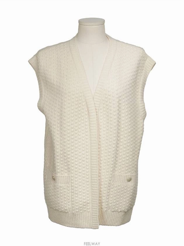 Outdoors Coats Cashmere sleeveless belted cardigan ivory 36 74344 Chanel