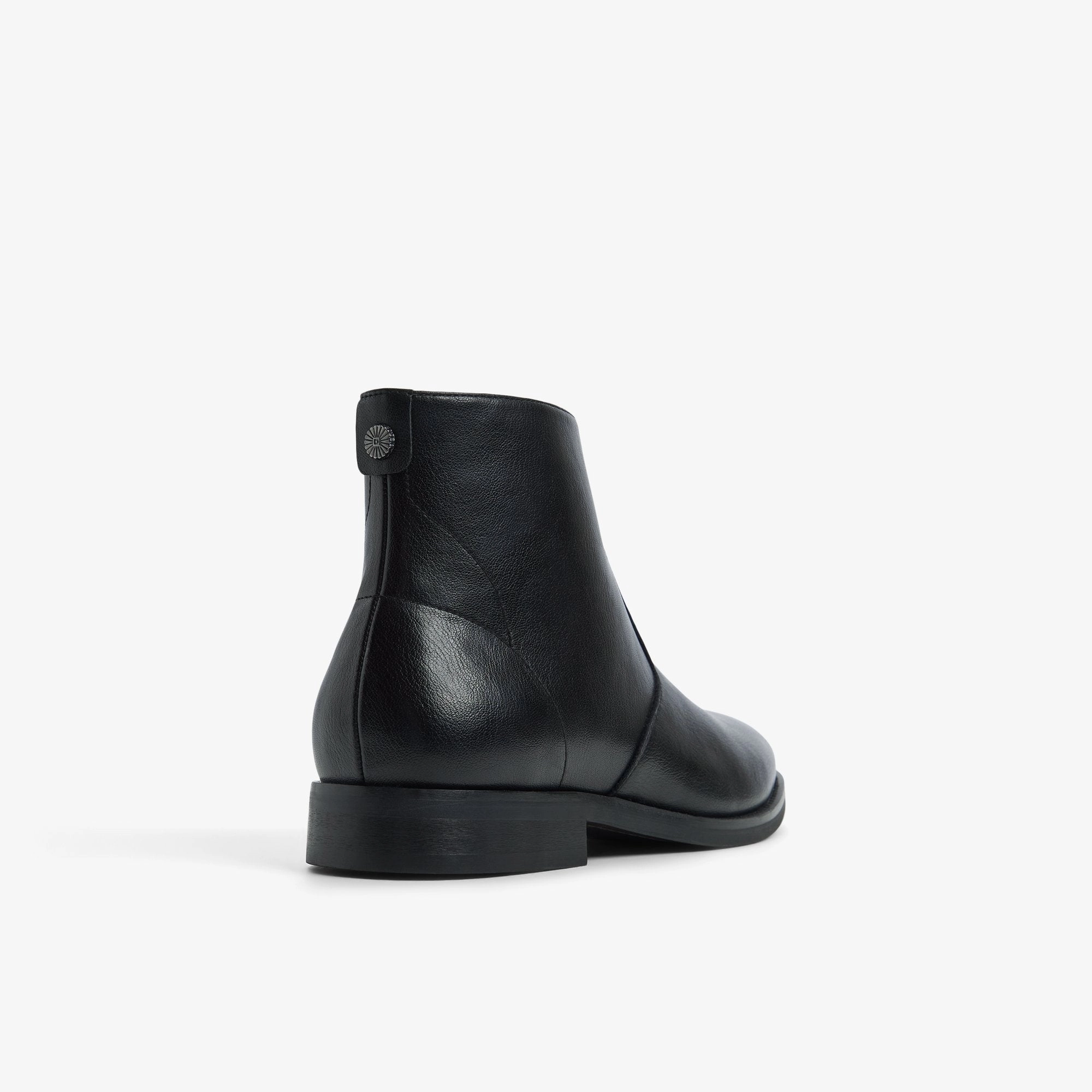 Burnette Orinoco Club Chelsea Boots