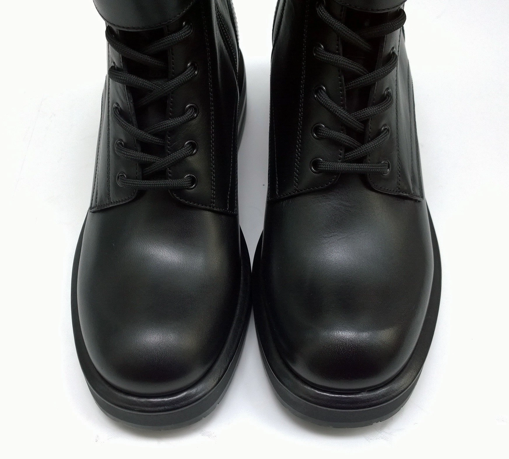 Chlo Coddington Black Leather Ankle Boots with Logo Detail Buckle New in Box Hidden Platform Heels Potion Ankle Boots