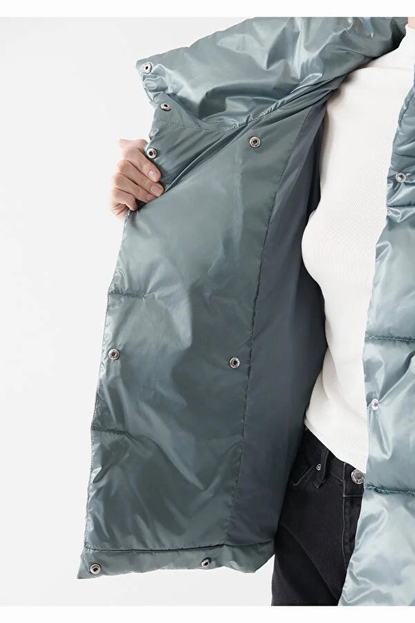 Blue Women's Stand Collar Shiny Puffer Blue Coats Laundry Coats -> Laundry Coats