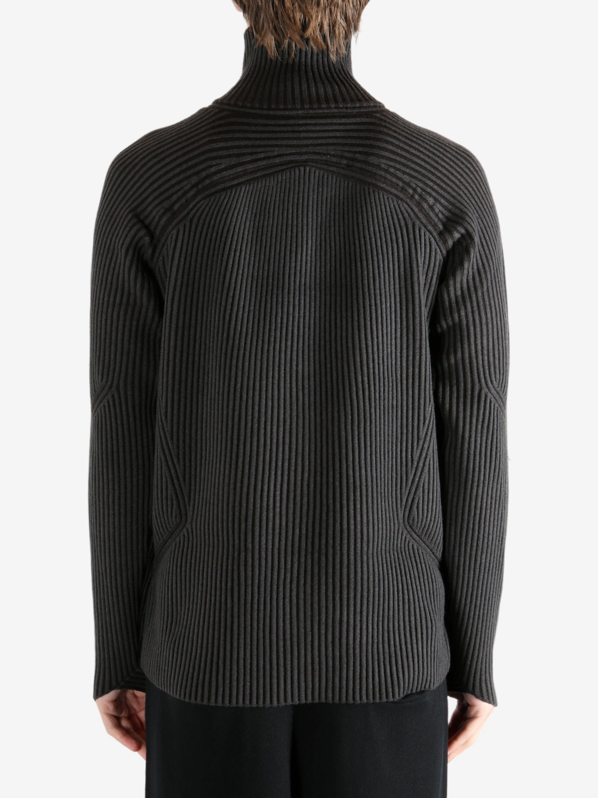 Braemar Knitwear OMAR AFRIDI - Men Articulated Drivers Knit Sweater