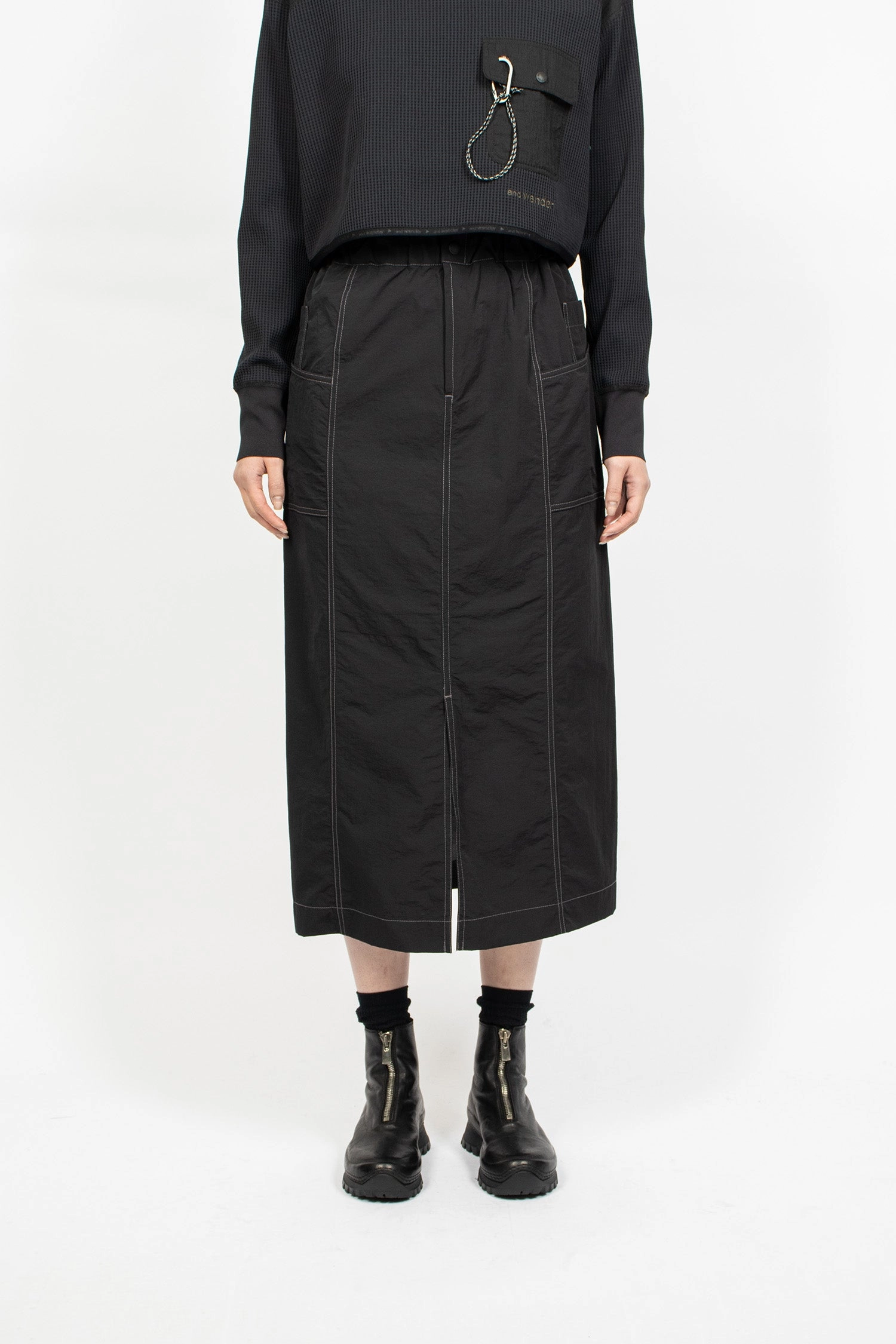 Crinkled Nylon Skirt Black