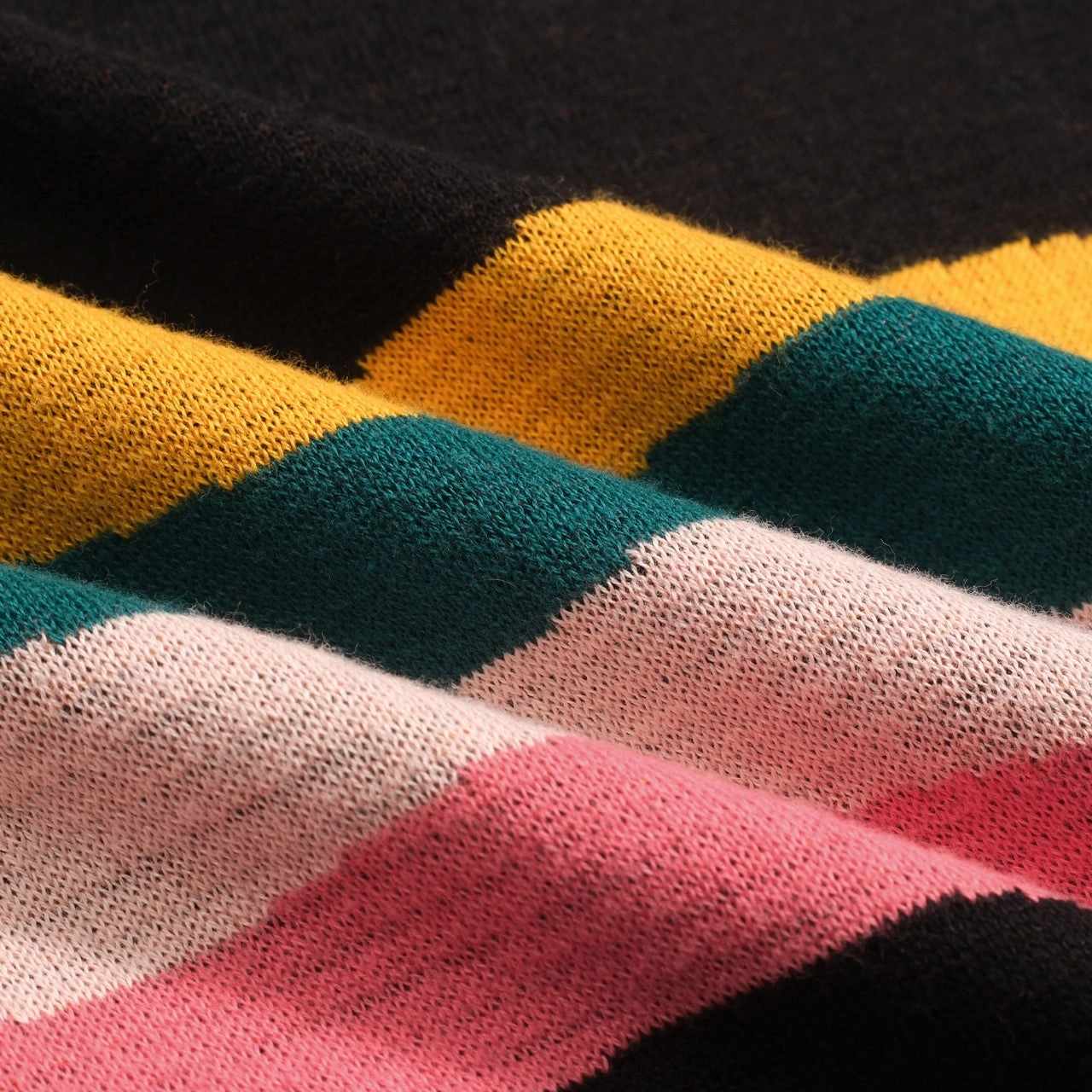 Women's black wavy jacquard retro knitwear Tirupur Export Knitwear Industrial Complex