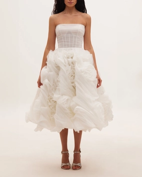 Dramatically flowered tulle dress in white Dress With Detachable Skirt