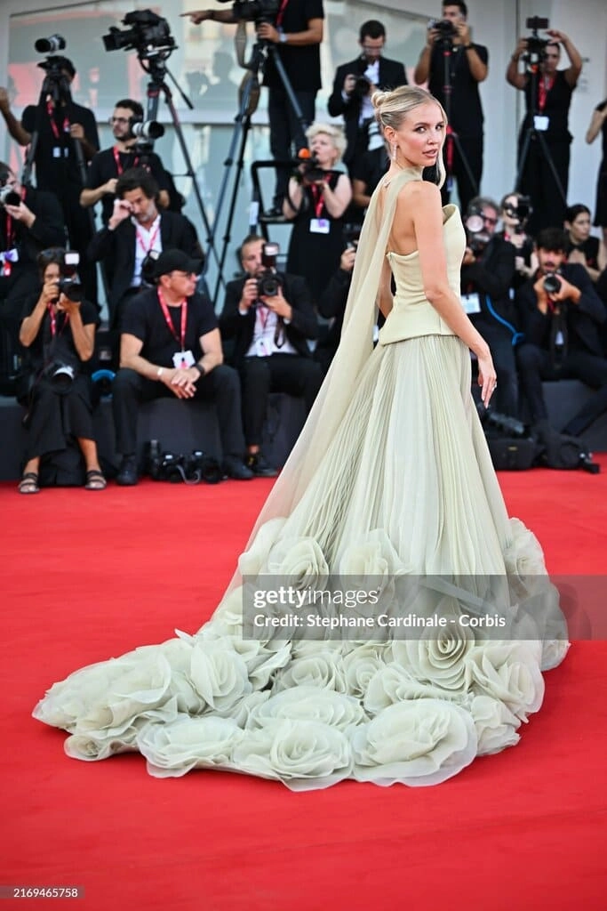 Dreamy pistachio set with 3D organza flowers Light Pink Off The Shoulder Dress