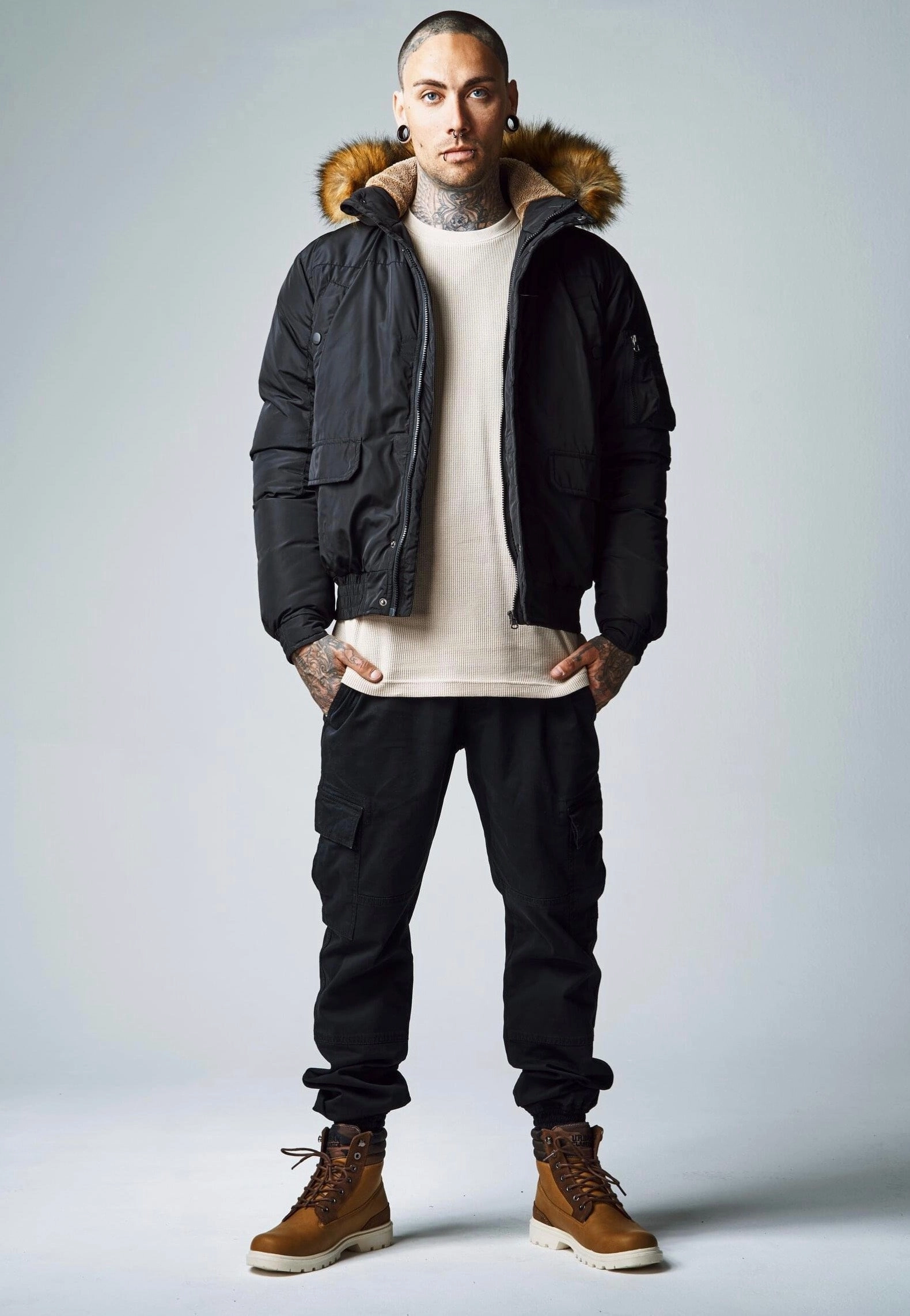 Petite Low Rise Cargo Pants Urban Classics - Washed Cargo Twill - Pants