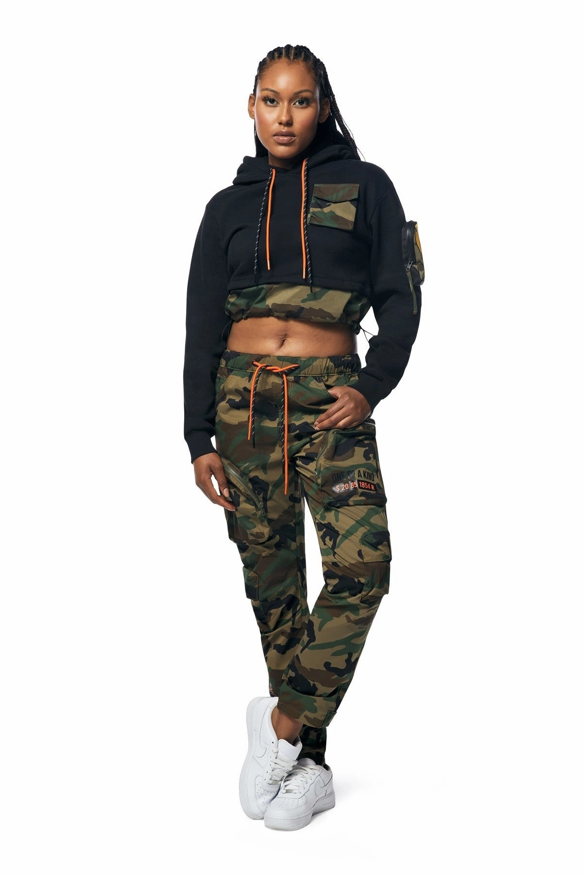 Smoke Rise Women's Chenille Patch Cropped Fleece Hoodie Best Sweatshirts For Printing