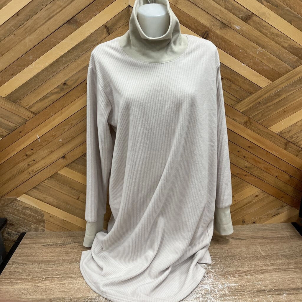 Minnie Mouse Sweatshirts Columbia - Women's Fleece Dress Pullover - MSRP $90: White-women-XXL