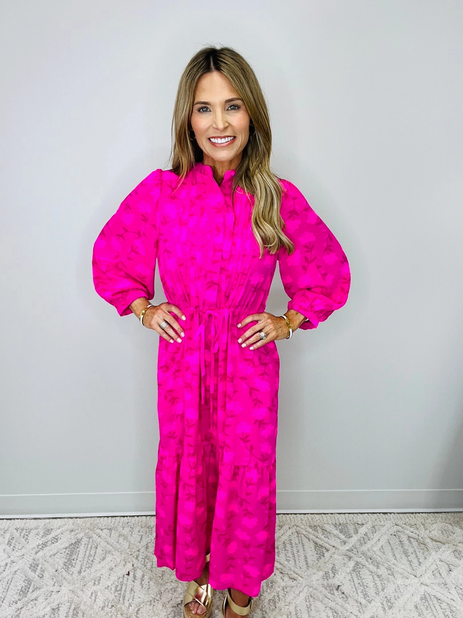 CLEVER FLORAL MIDI DRESS Fitted Mock Neck Midi Dress