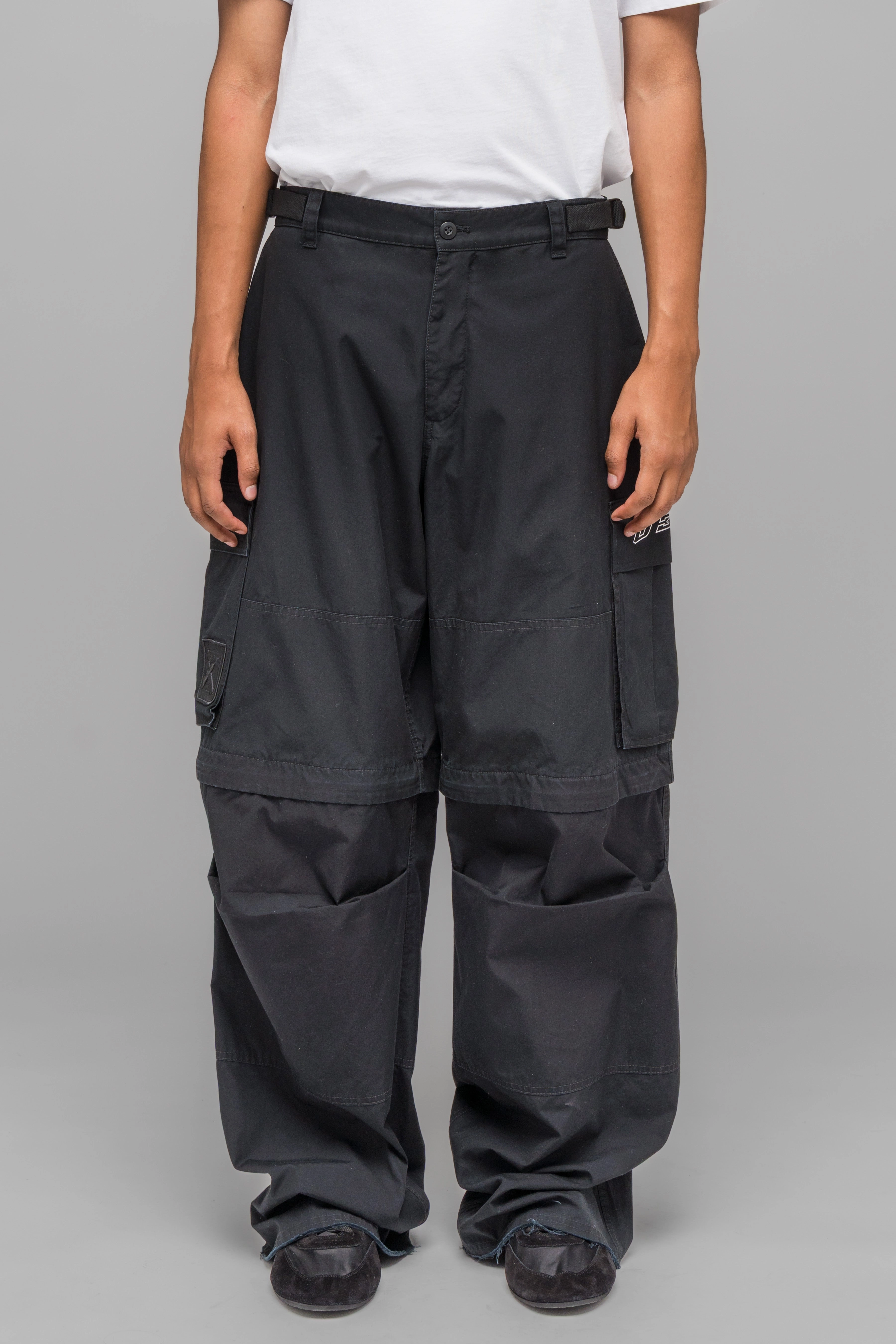 Banana Cargo Pants "DOUBLE-EDGED SWORD" CARGO PANTS