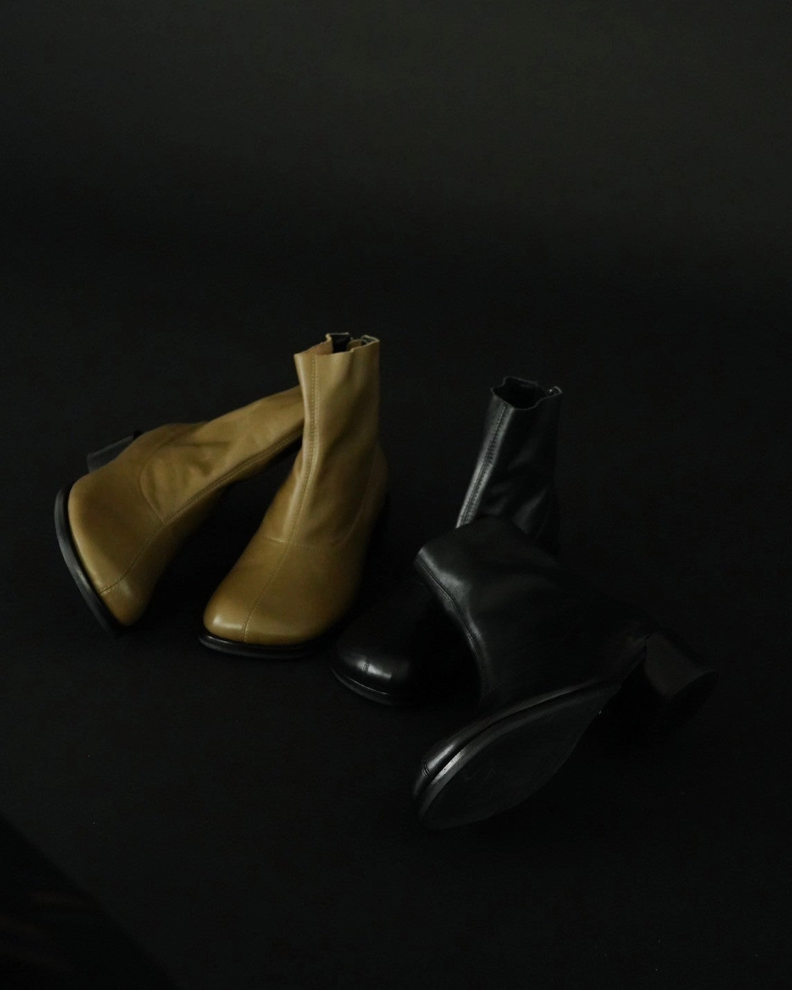 FW24 707021-3 | SHIRO | Yuko Imanishi  Ankle Boots With Maxi Skirt