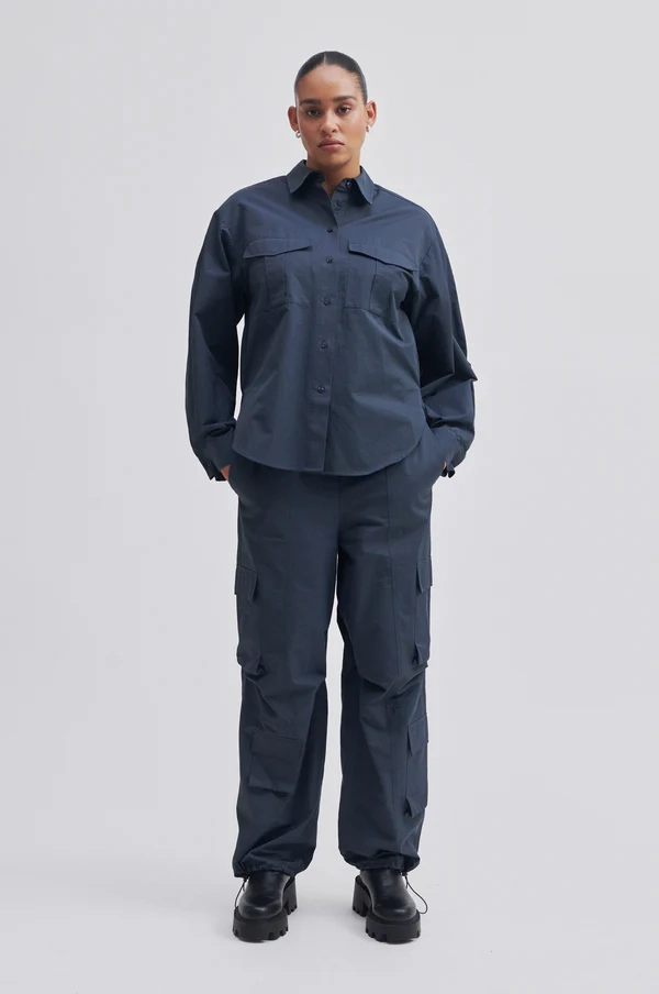 Cargo Pants Model NELINE trousers