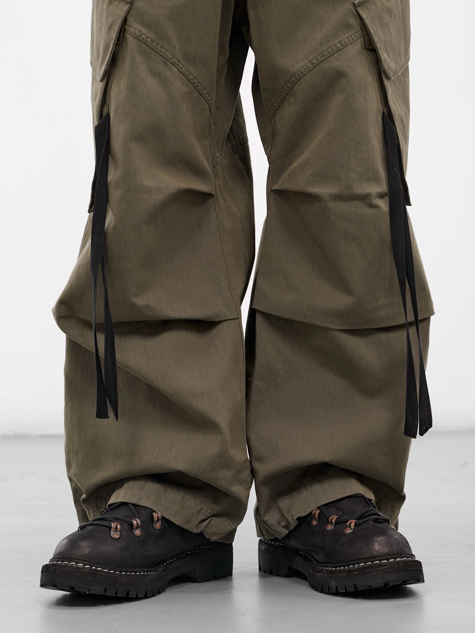 Jersey And Cargo Pants Green Technical Baggy Cargo Pants (UW72F25-MILITARY-GREEN)
