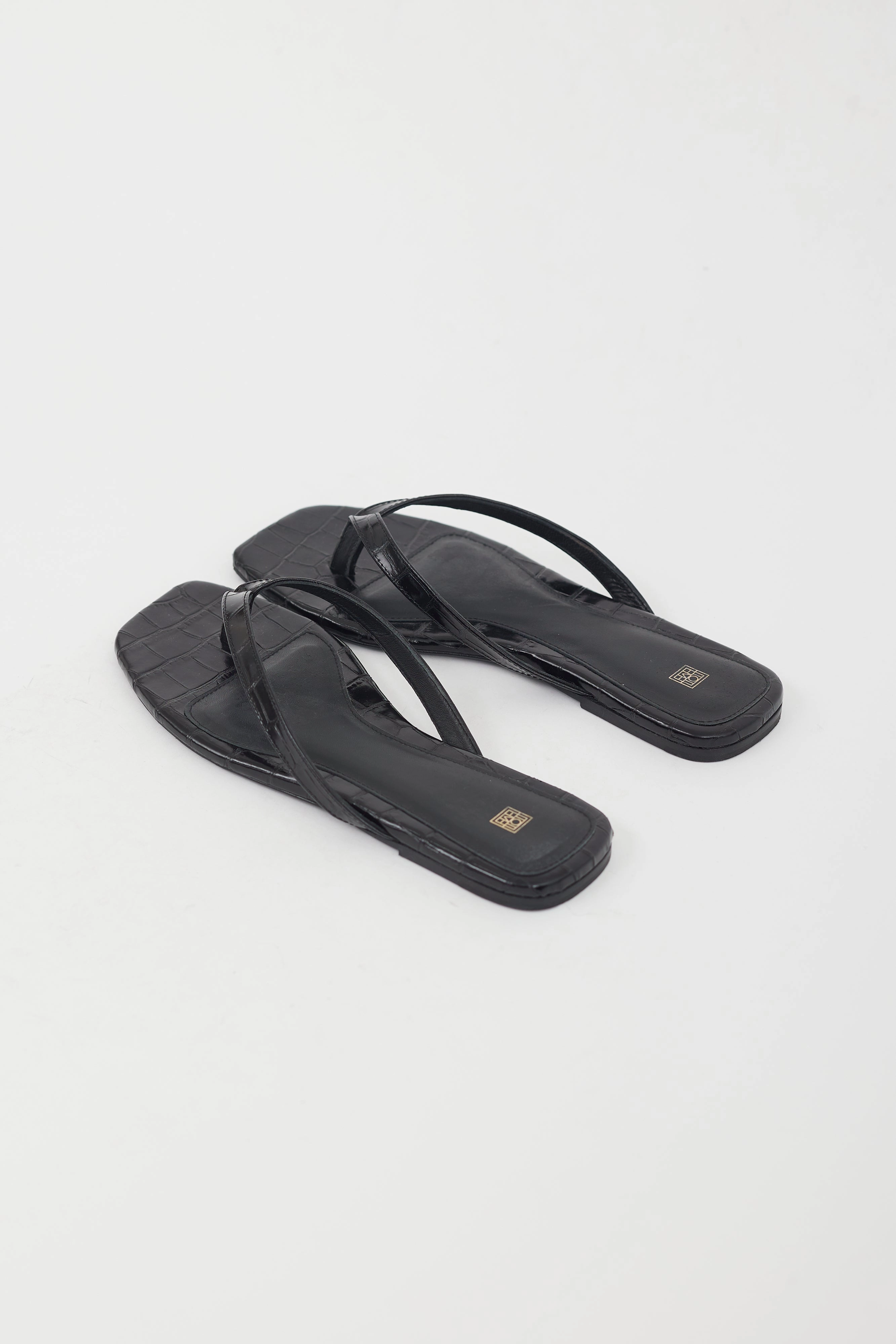 Flip Flops That Don't Slip When Wet Shiny Leather Embossed Sandal