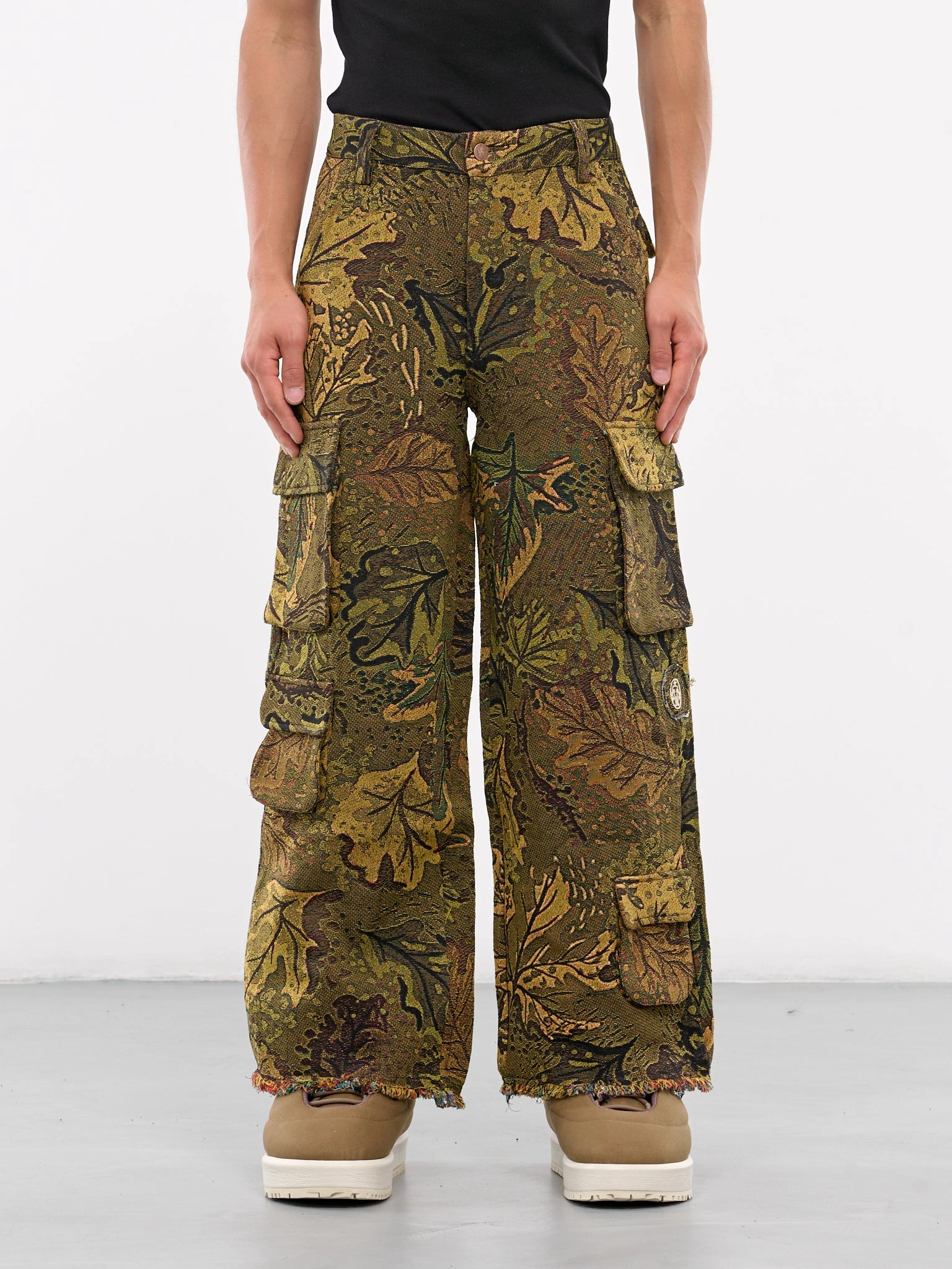 Jacquard Camouflage Knit Trousers (CAMOUFLAGE-JACQUARD-PANTS-GREE) Peached Cargo Pants