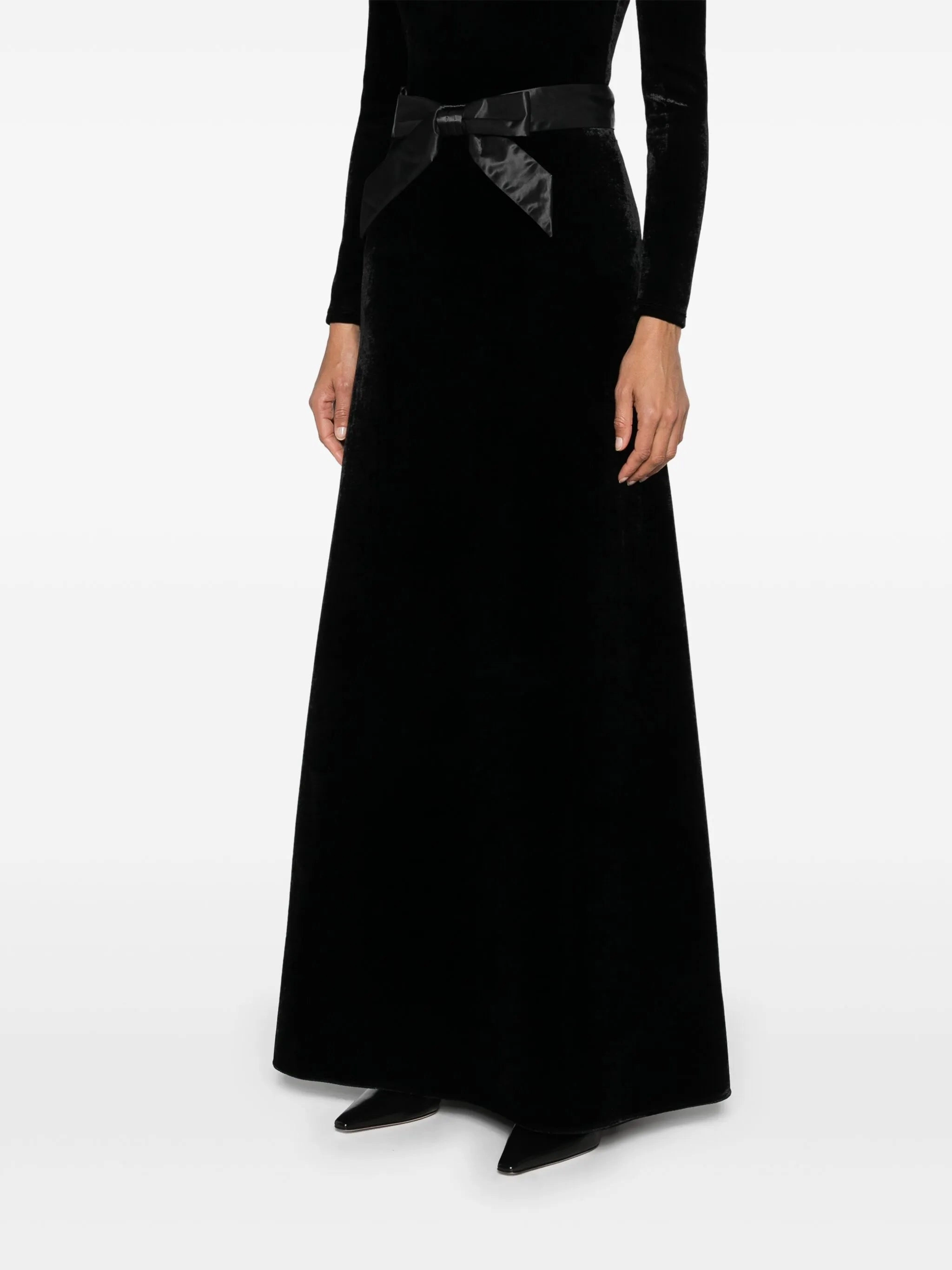 bow-detail velvet skirt Kourtney Wedding Dress