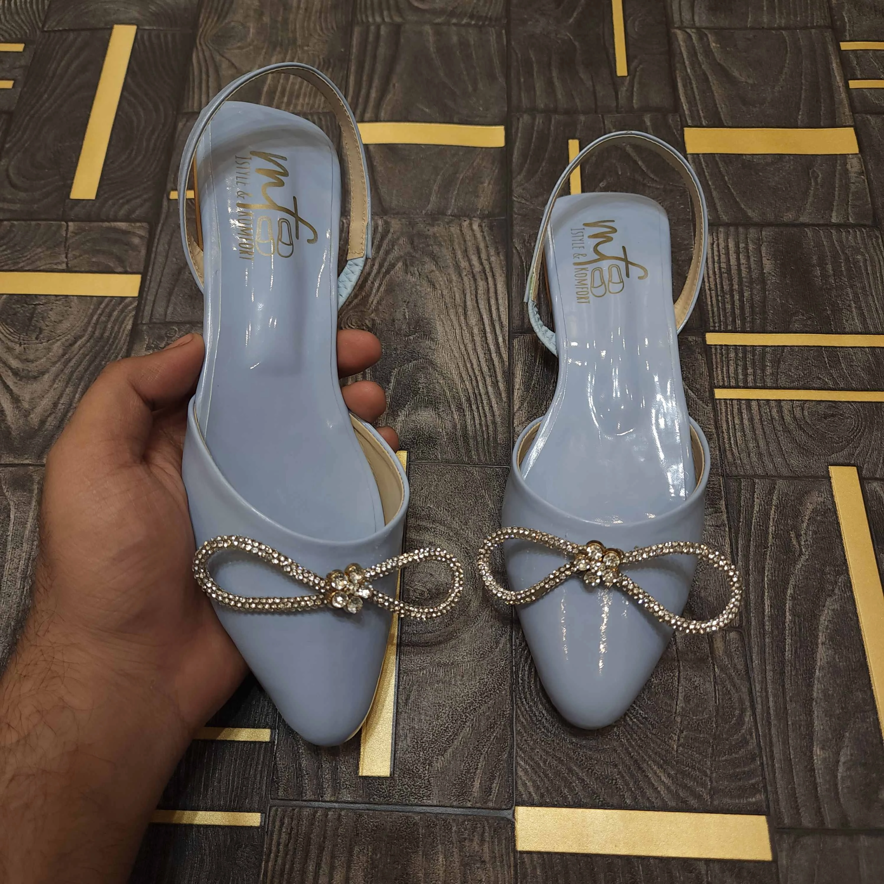 Oasis Sandals Blue Close Toe Sandals