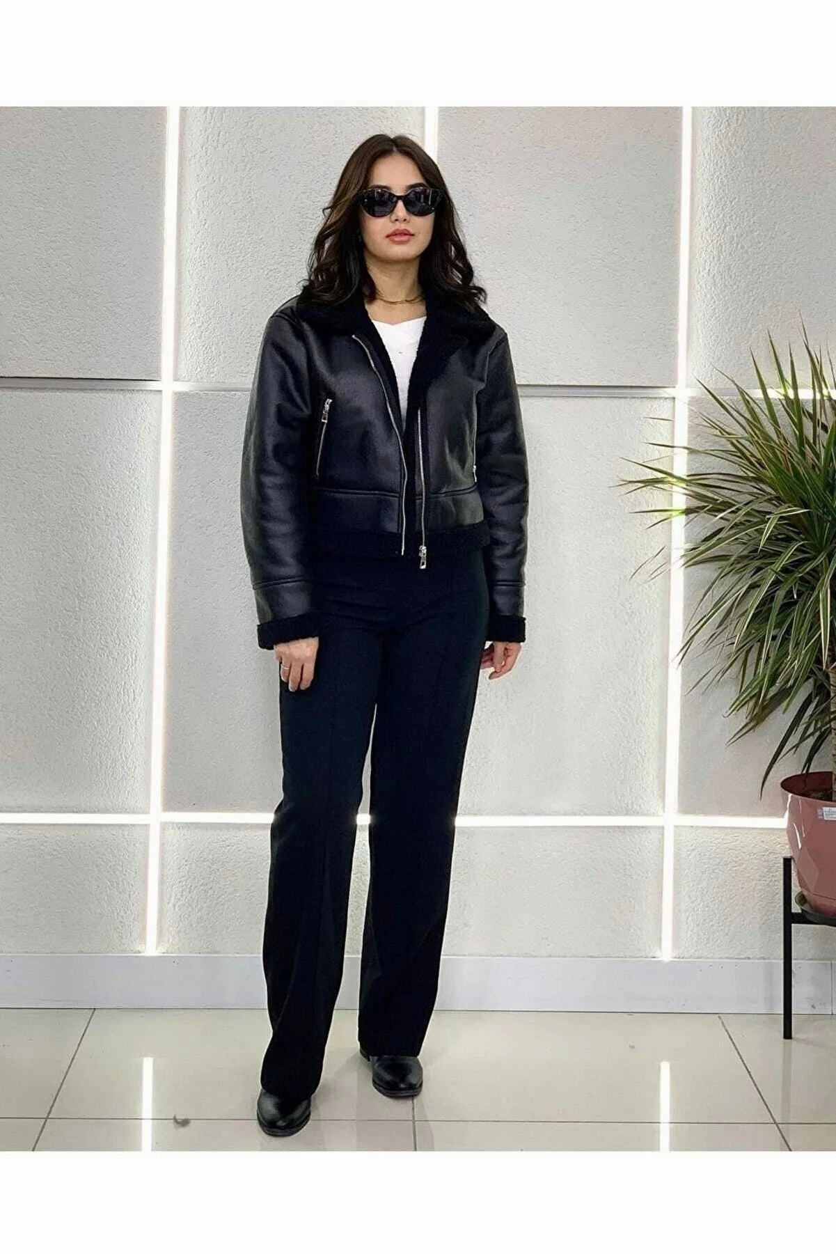 Kaside Women's Double-Breasted Color Fur Detail Leather Coats Sport Coats