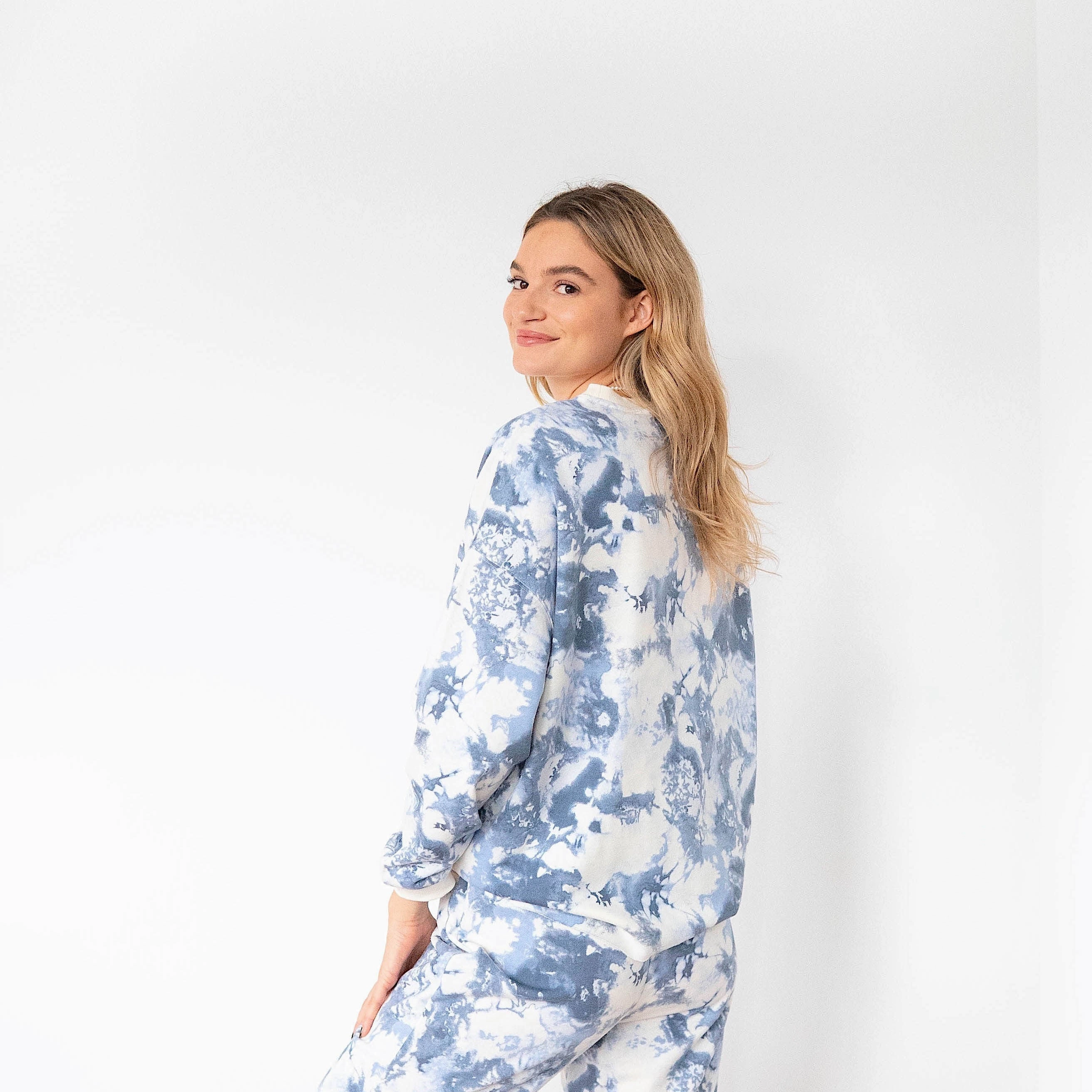 Ladies' Blue Indigo Tie Dye Comfortwear Collection Joggers Vintage Crew Neck Sweatshirts