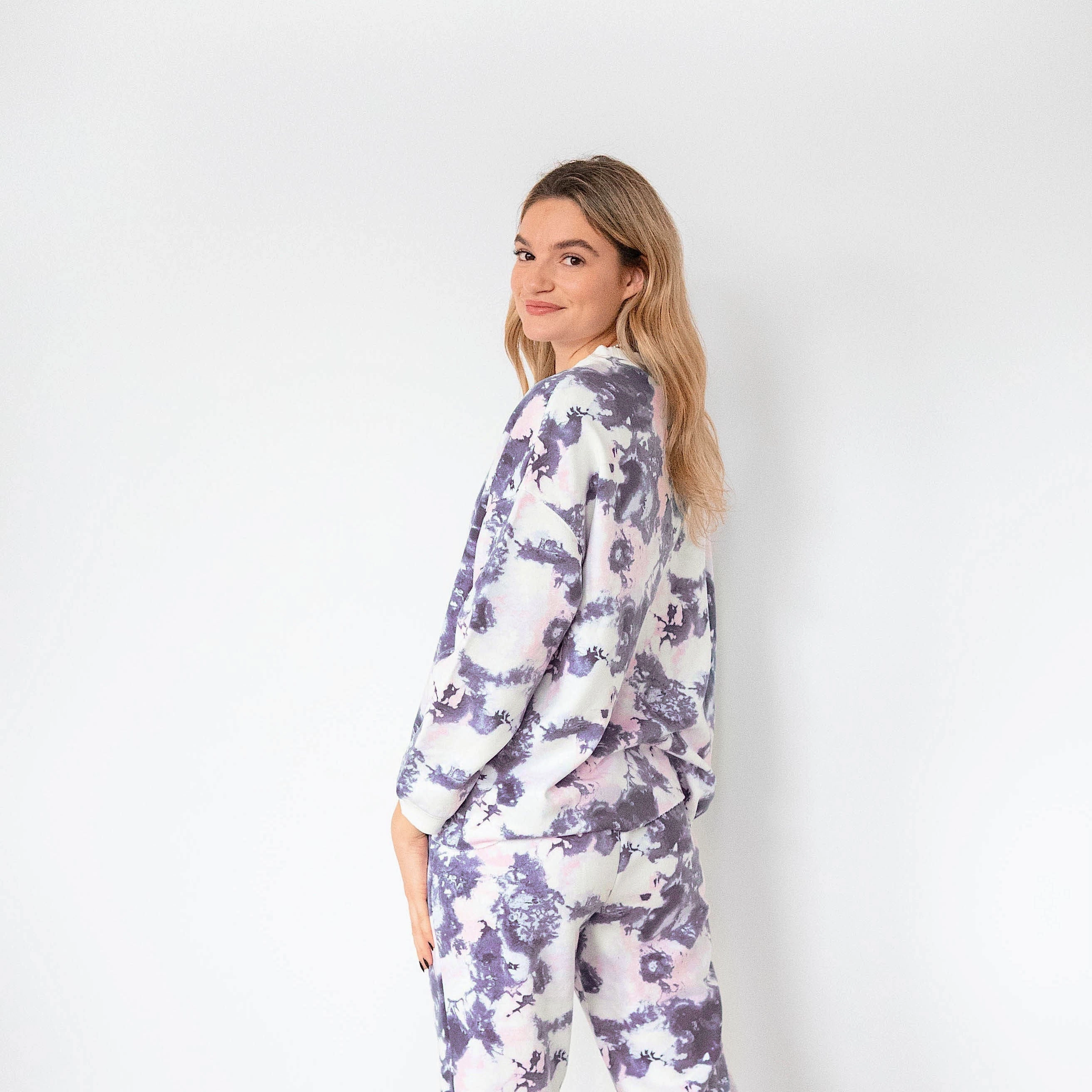 New England Sweatshirts Ladies' Blue Pink Tie Dye Comfortwear Collection Joggers