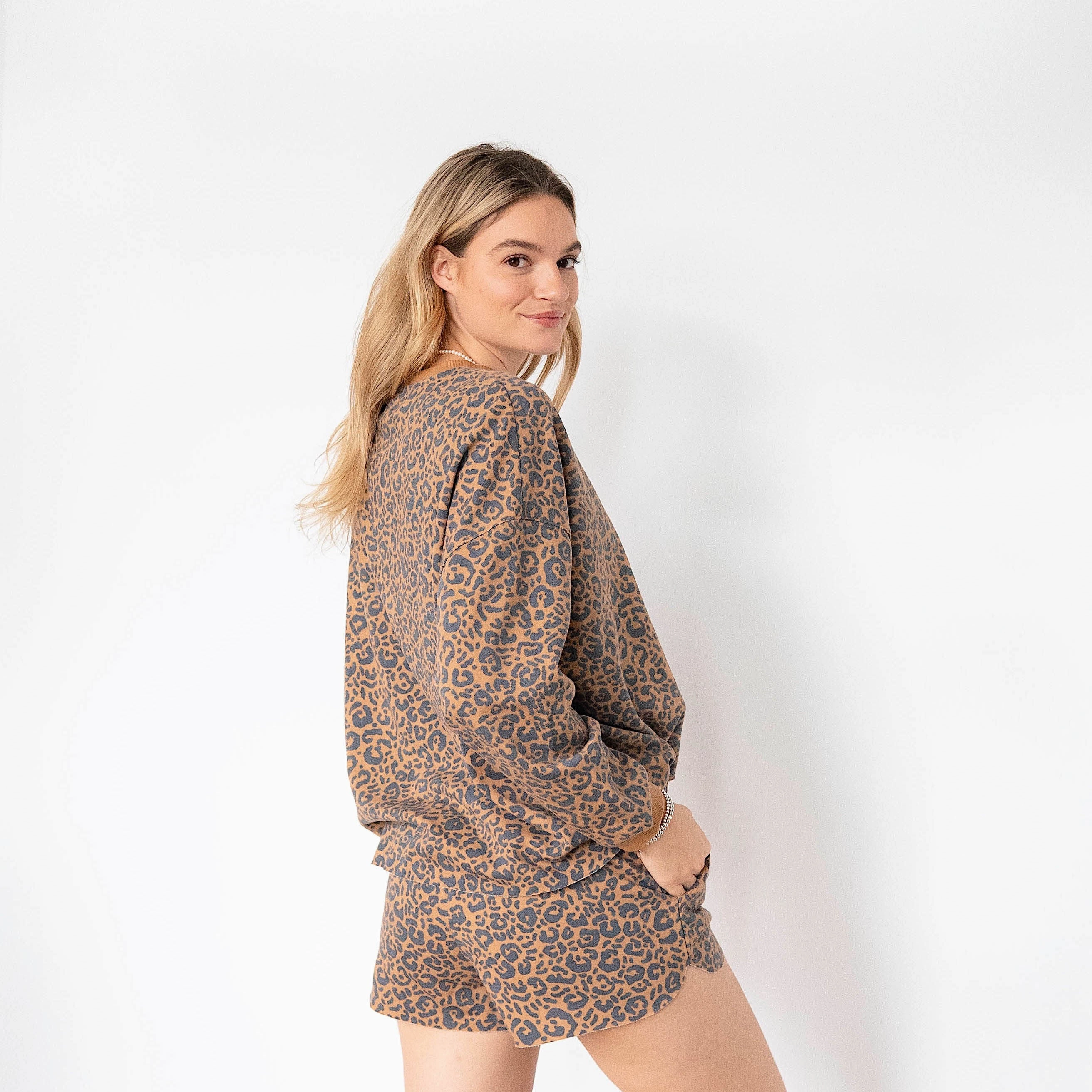 Sweatshirts With Bling Ladies' Brown Animal Comfortwear Collection Sweatshirt