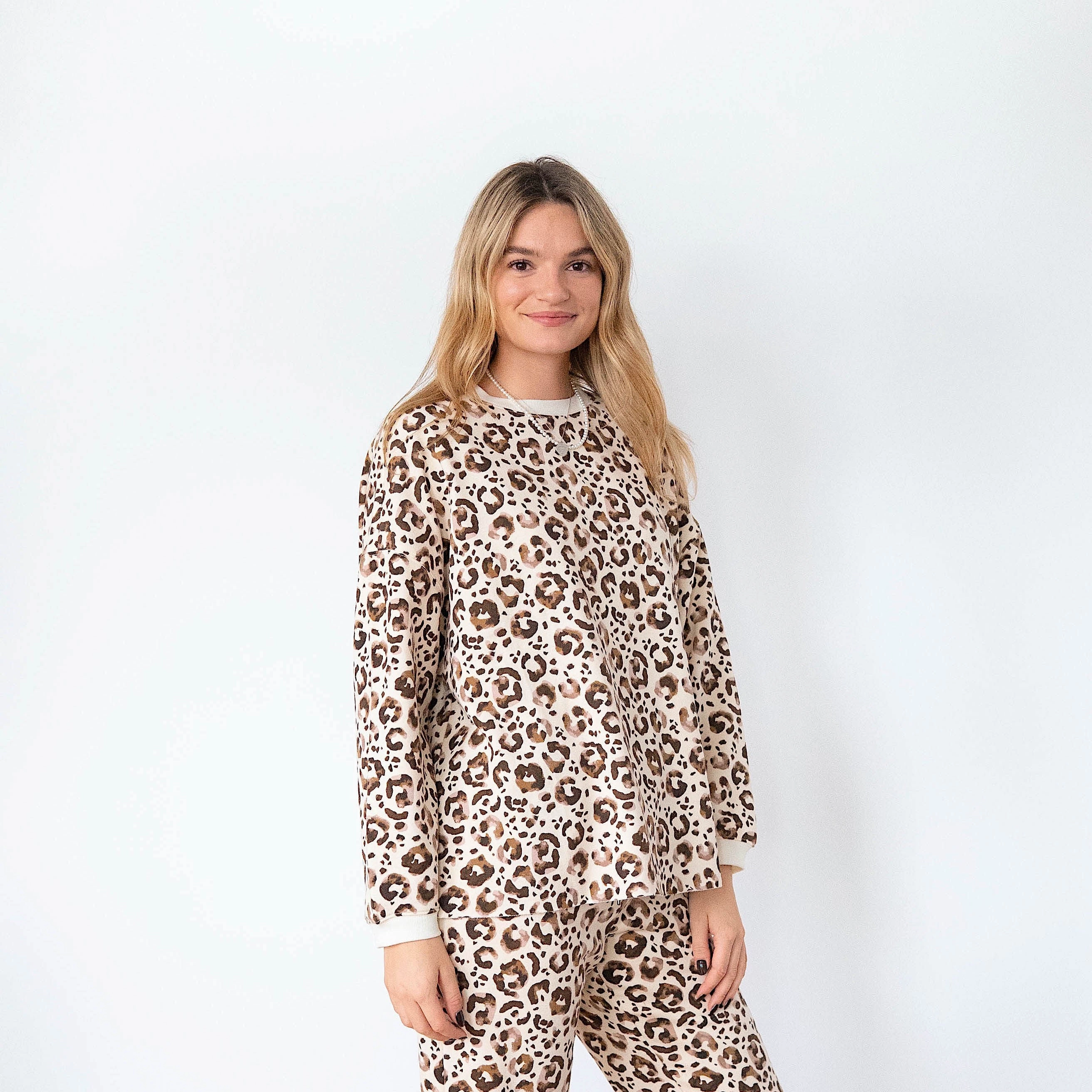 Ladies' White Swan Print Comfortwear Collection Joggers Greek Sweatshirts