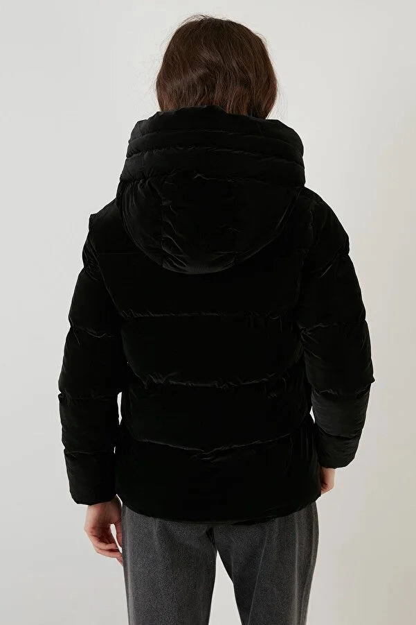 Lela Women's Black Hooded Zippered Puffer Coat Boot Barn Coats