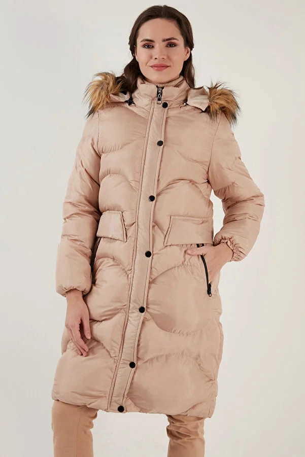 Lela Women's Collar Faux Fur Small Size Coat Shawl Coats