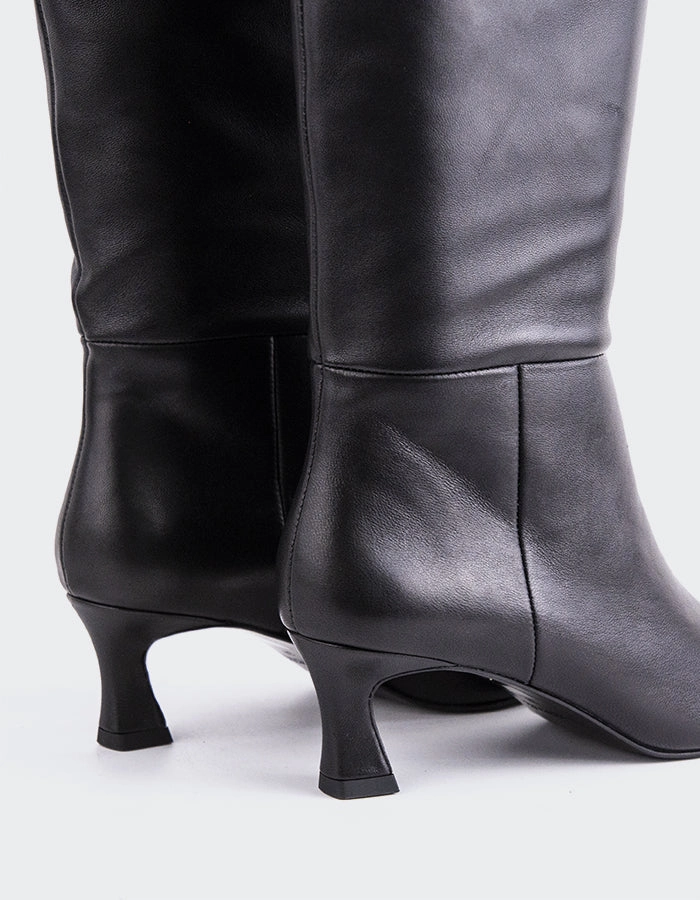 Gray Boots Lorenzie Black Leather