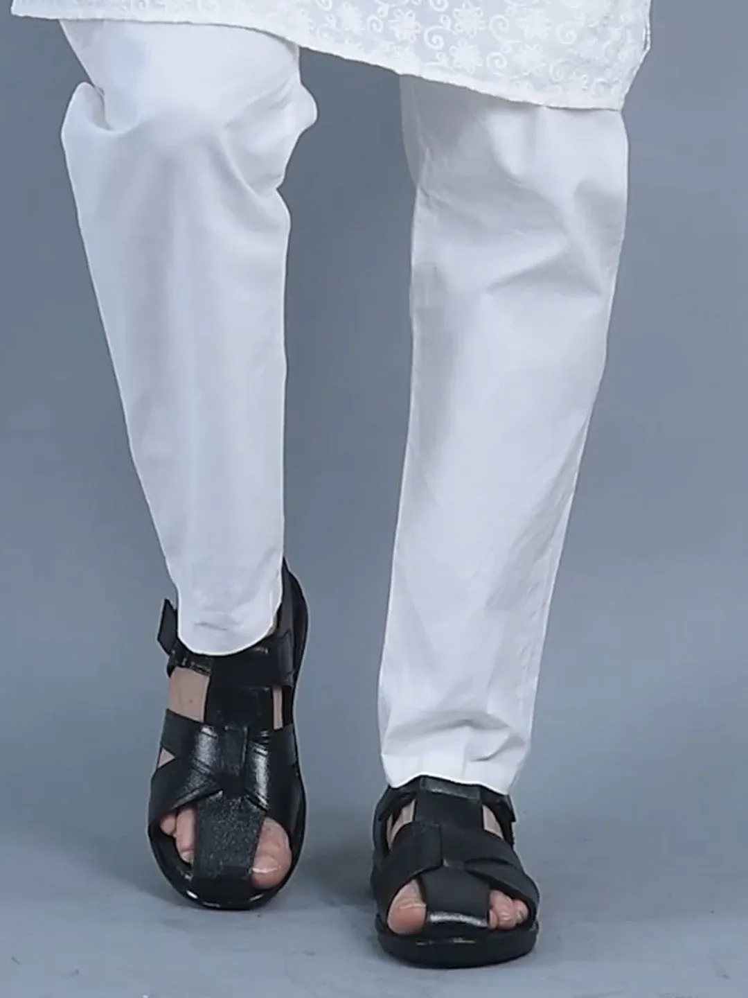 Gentle Soul Sandals Men Black Genuine Leather Hook & Loop Closed Toe Fisherman Roman Sandals