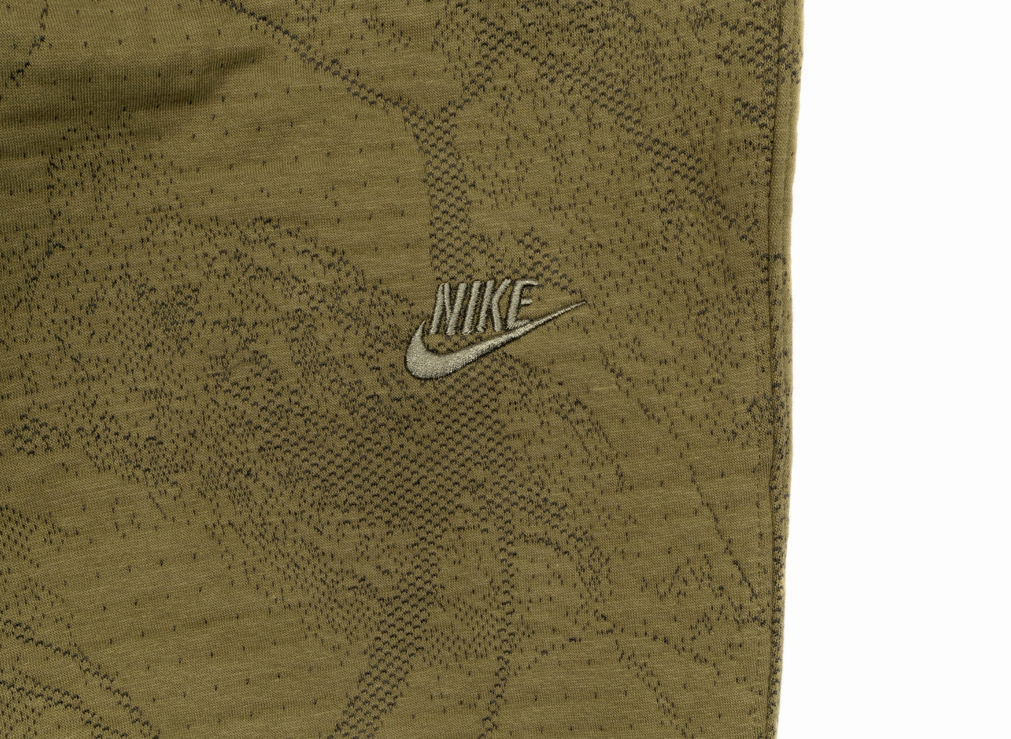 Nike Sportswear Therma-Fit ADV Tech Fleece Pants in Pilgrim Camo Cargo Pants High Waisted