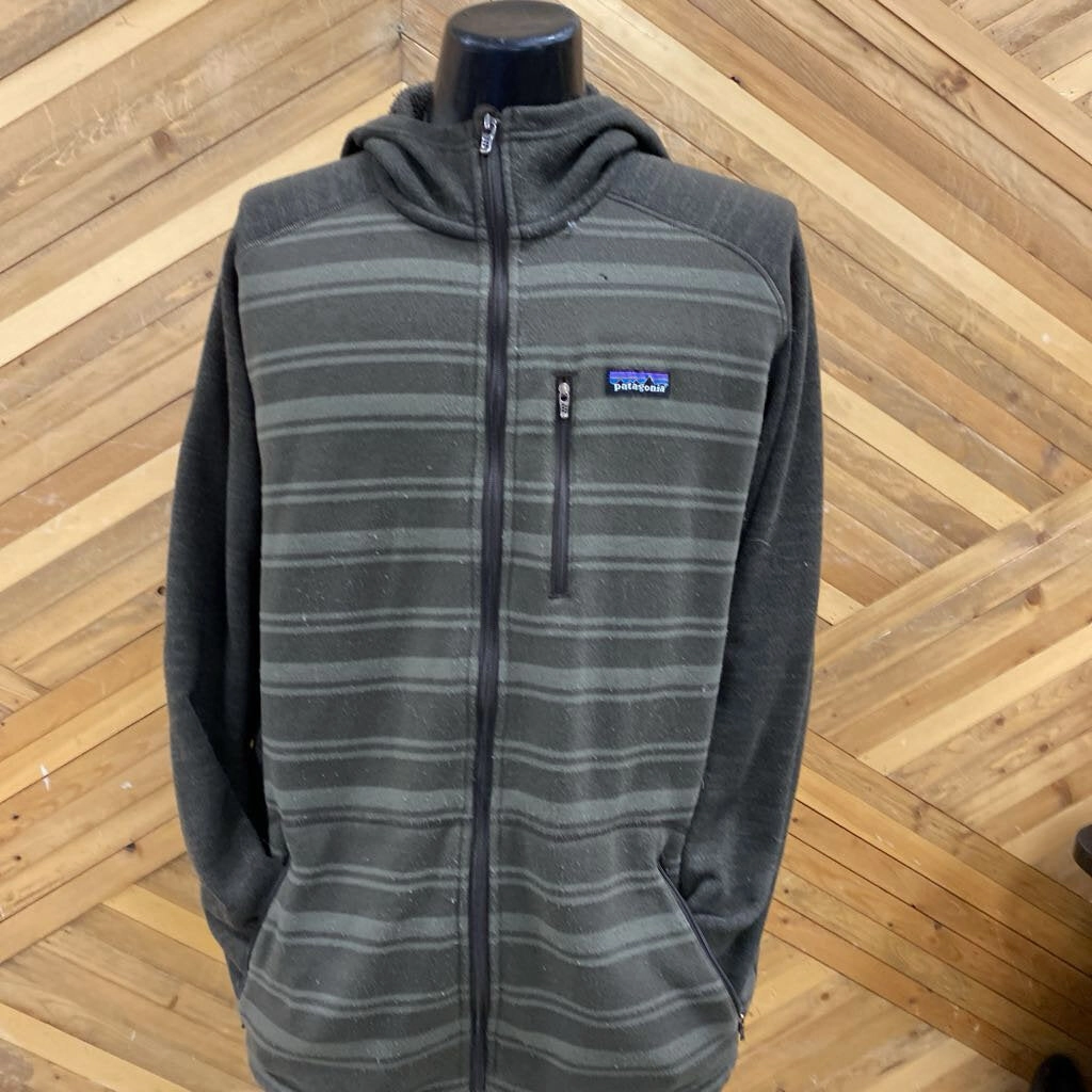 Walleye Sweatshirts Patagonia - Men's Zip Up Better Sweater Hoody - MSRP $239: Green-men-XL