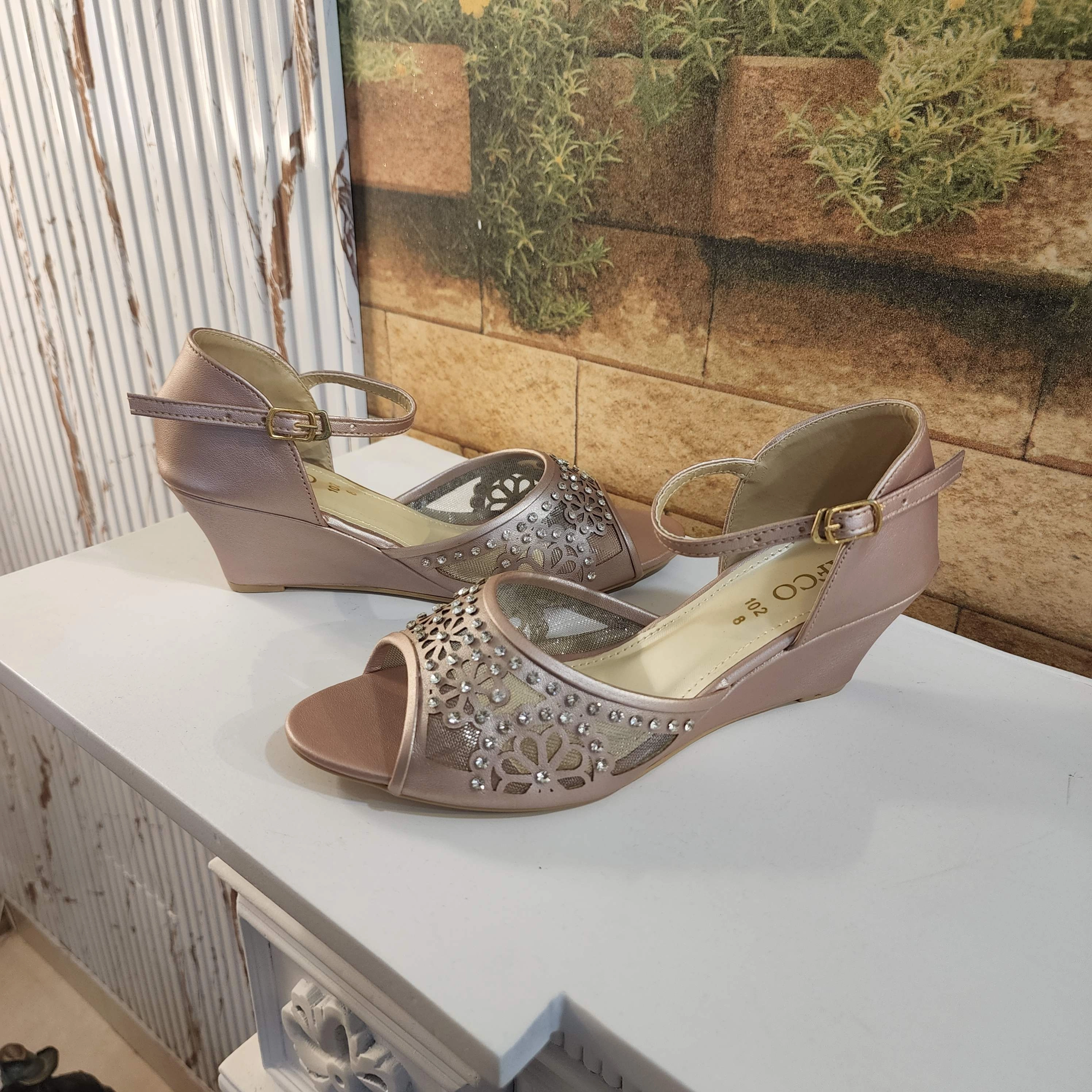 Peach Casual Sandals In Wedge Sandals For Achilles Tendonitis