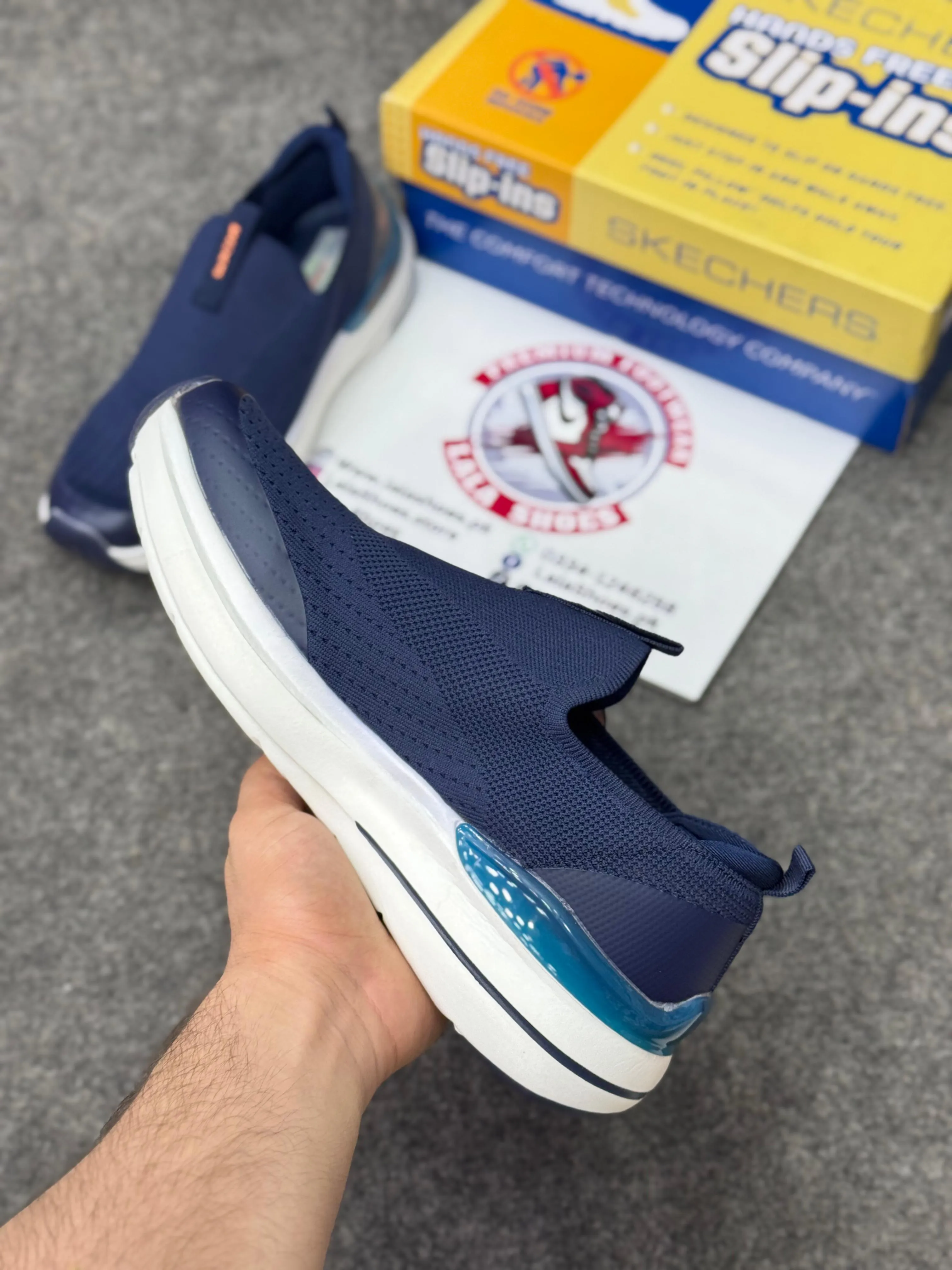 Skechers Slip-ins: Max Cushioning Hyper Burst Navy blue, Air-Cooled Memory Foam Clifton 10 Running Shoes