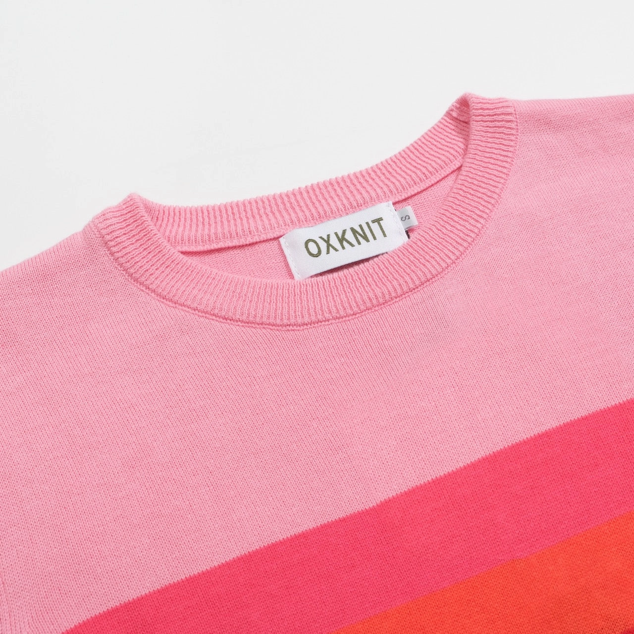 V Knitwear & Composite Ltd Women's pink striped retro jacquard knitwear