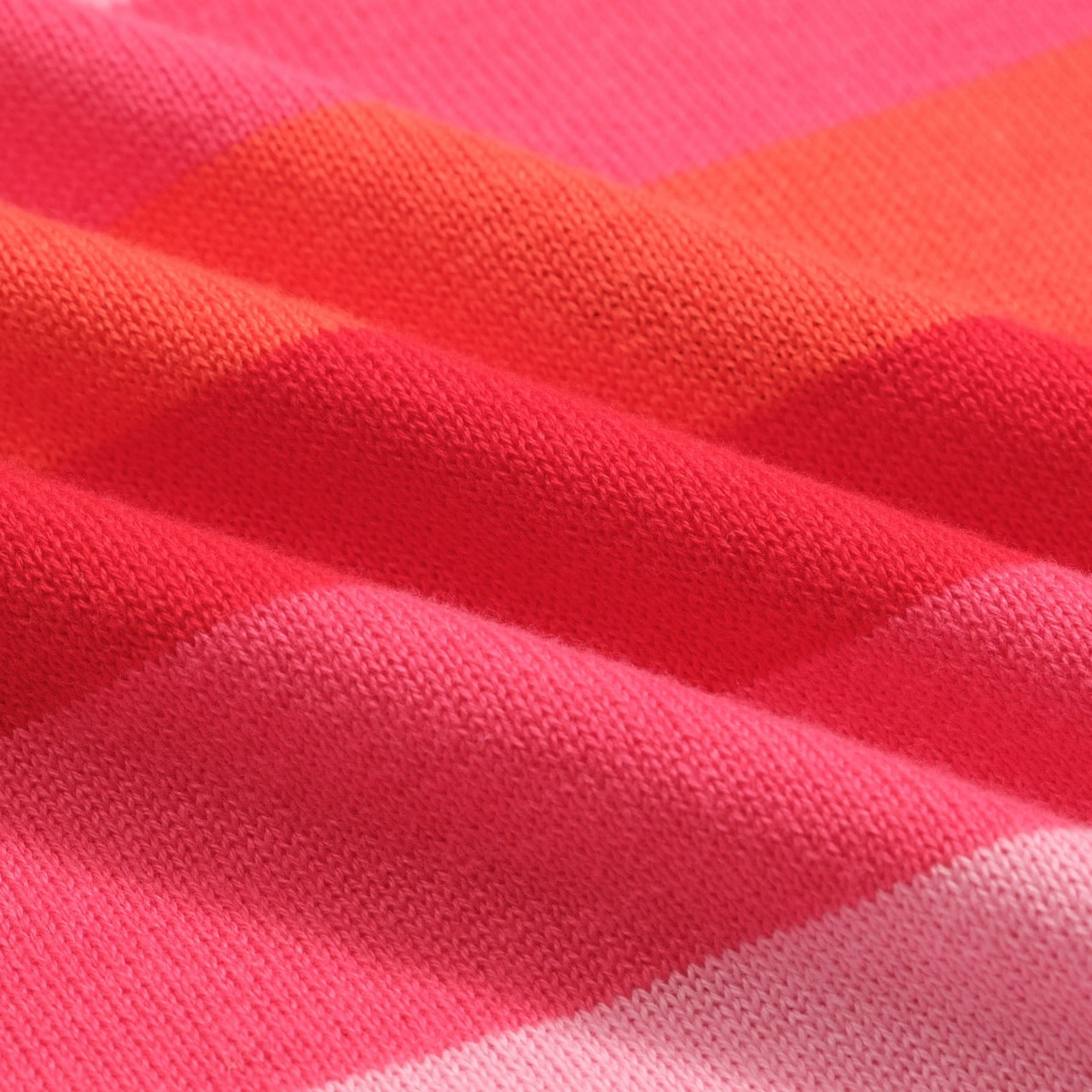 Slow Fashion Knitwear Women's pink striped retro jacquard knitwear