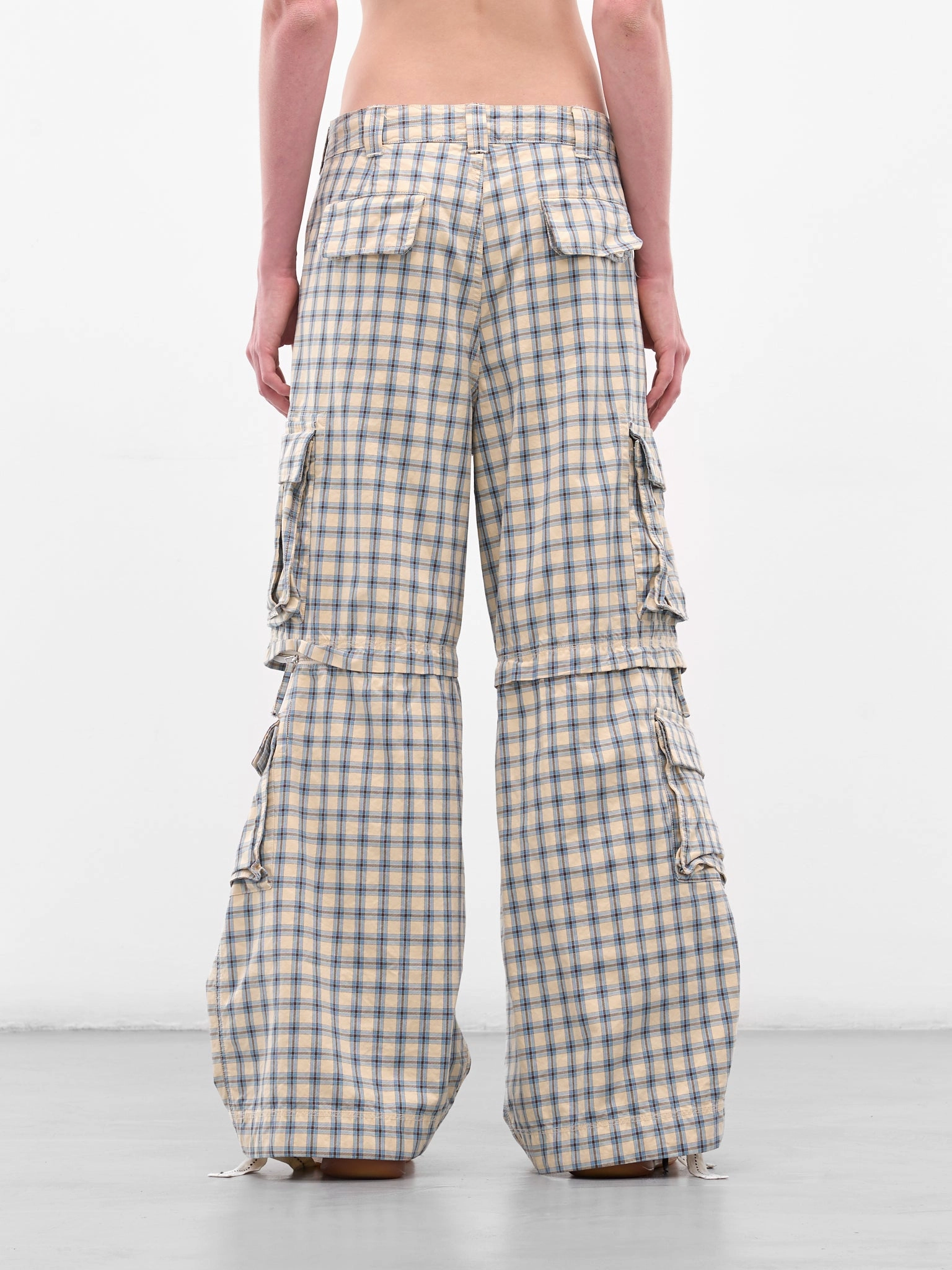 Bdg Extreme Cargo Pants Plaid Zip Panel Cargo Pants (ERL11P007-BEIGE-BLUE)