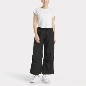 Reebok Apparel Women Studio Style Cargo Pants BLACK Waffle Knit Cargo Pants