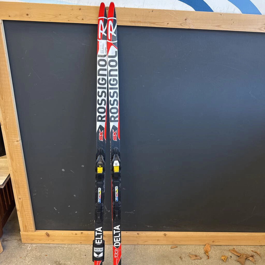 Snow Boots Warmest Rossignol - Delta SK XC Skate Ski - SNS Access JR Bindings: Black/Red/White--133cm