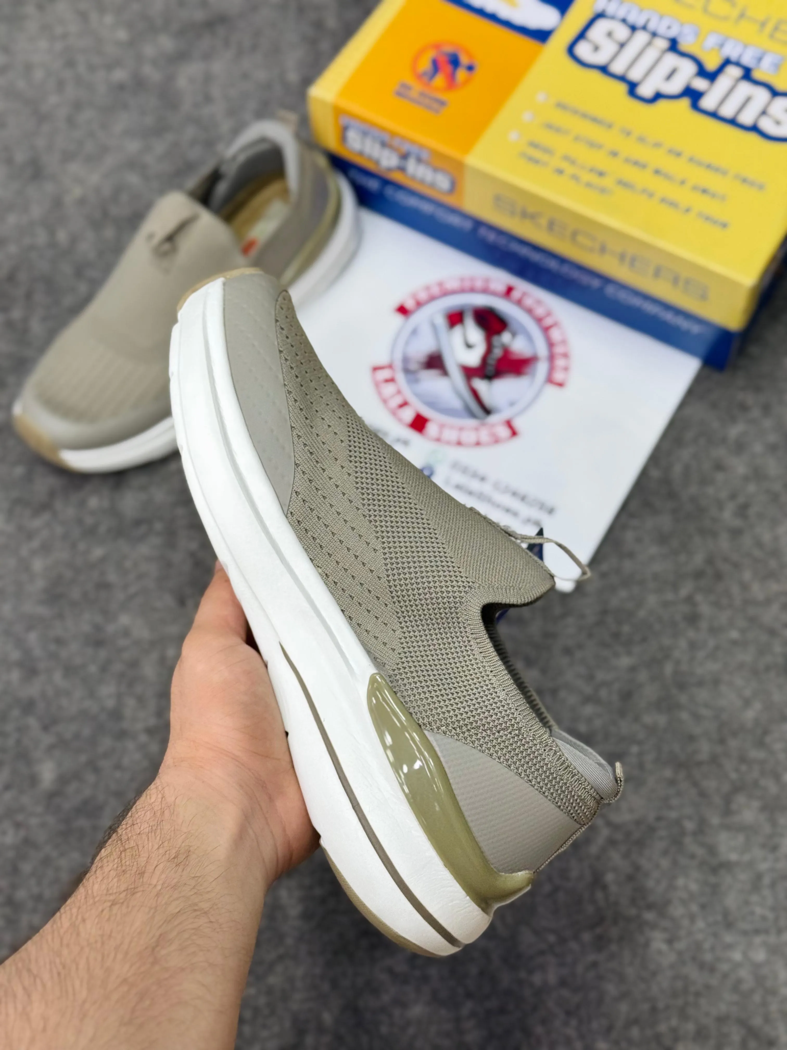 Skechers Slip-ins: Max Cushioning Hyper Burst Khaki white, Air-Cooled Memory Foam Running Shoes For Weightlifting