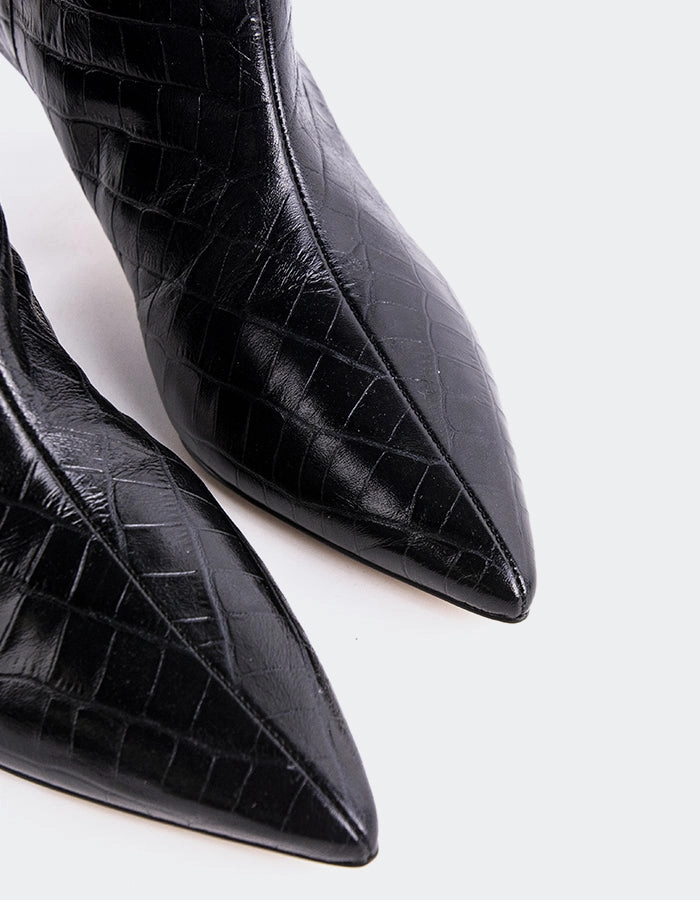 Rynn Black Croco Long Toe Boots Mexico