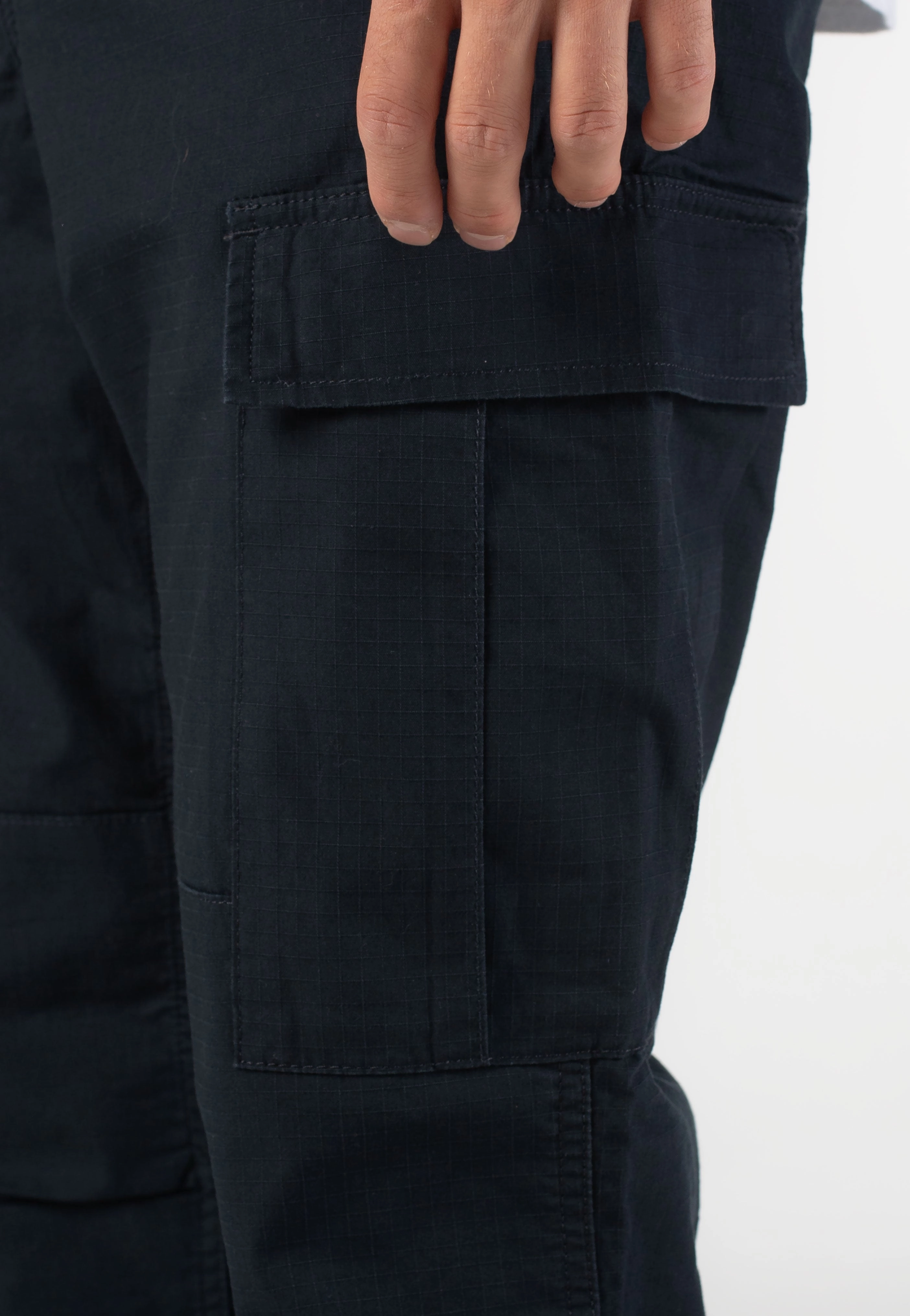 Carhartt WIP - Regular Cargo Rinsed Deep Night - Pants Cargo Pants With Buttons On The Side