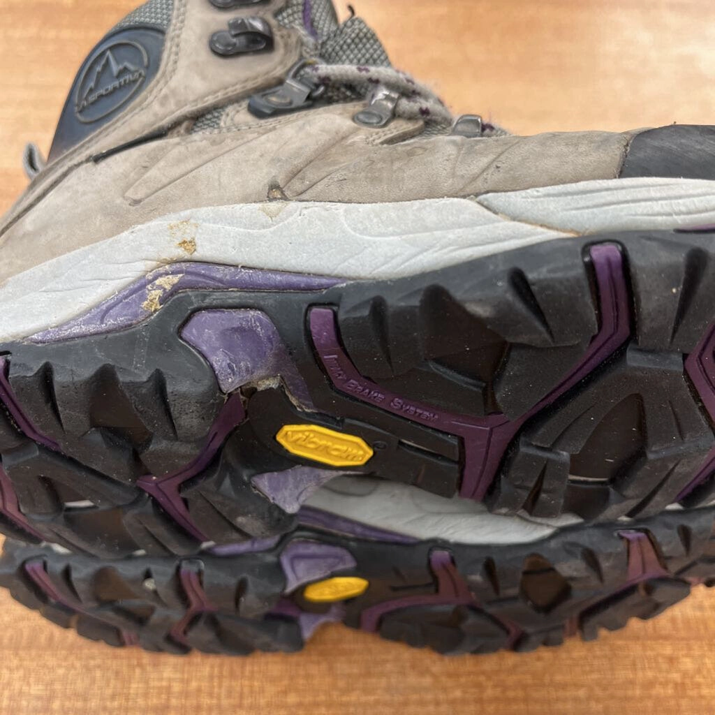 La Sportiva - Women's Thunder III GTX Mid Hiking Boots - MSRP $250: Grey/Black/Purple-women-W7 The North Face Oxeye Tech Hiking Shoes