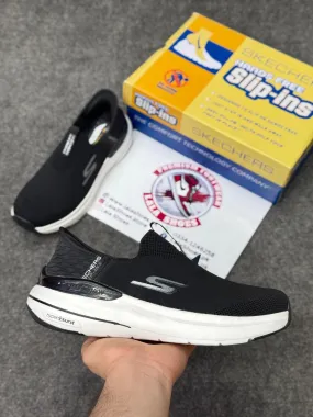 Top Ten Running Shoes Skechers Slip-ins: Max Cushioning Hyper Burst 89654, Air-Cooled Memory Foam