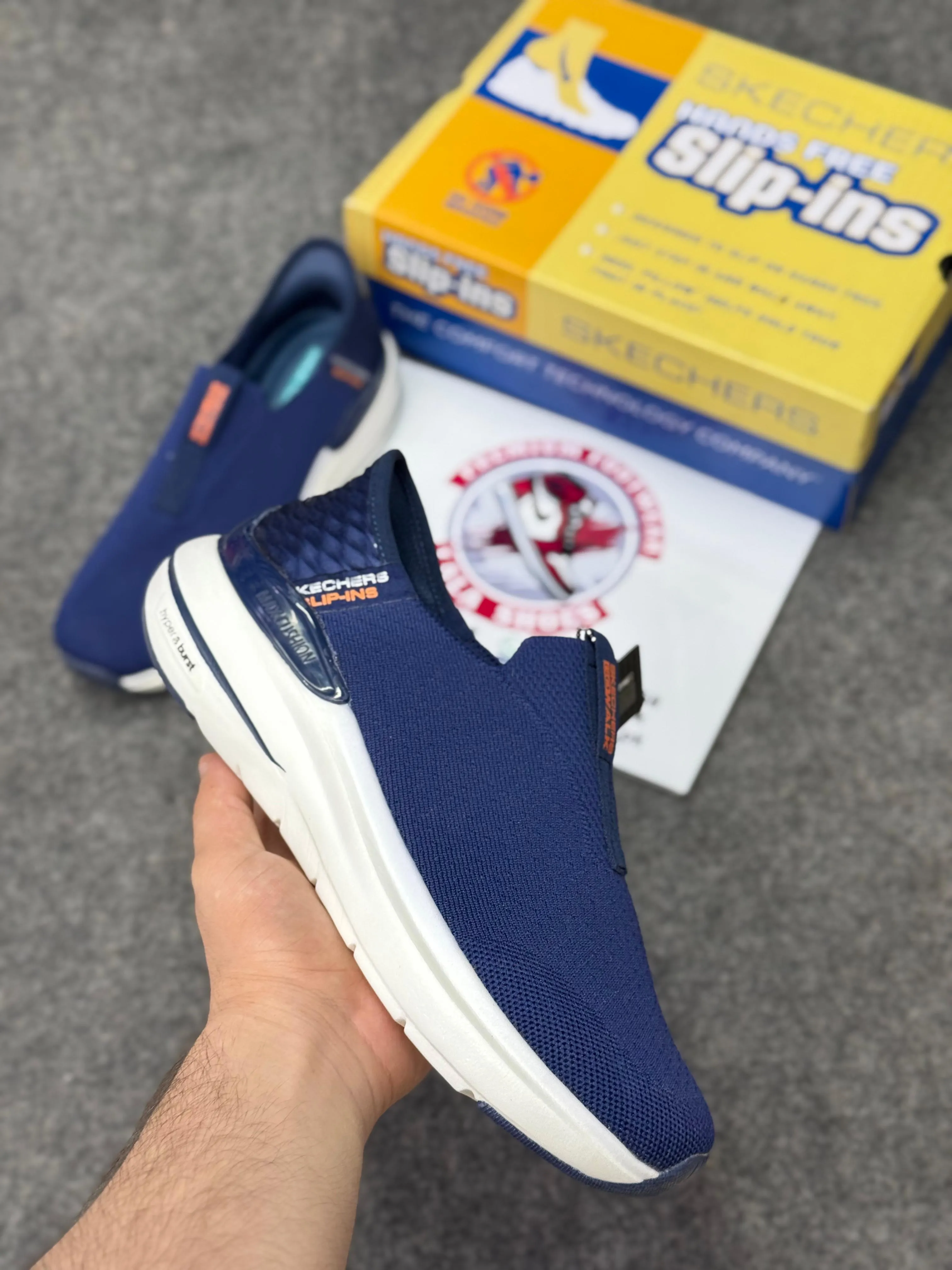 Skechers Slip-ins: Max Cushioning Hyper Burst Navy blue, Air-Cooled Memory Foam Tnf Trail Running Shoes