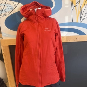 High School Varsity Jackets Arc'teryx - Women's Atom LT Hoody Jacket - MSRP $360: Orange-women-MD