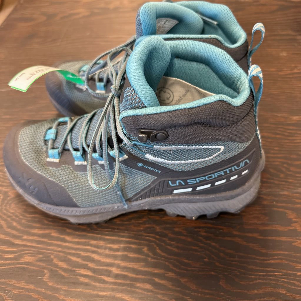 Mid Hiking Boots Gore-Tex Hiking Boots Academy